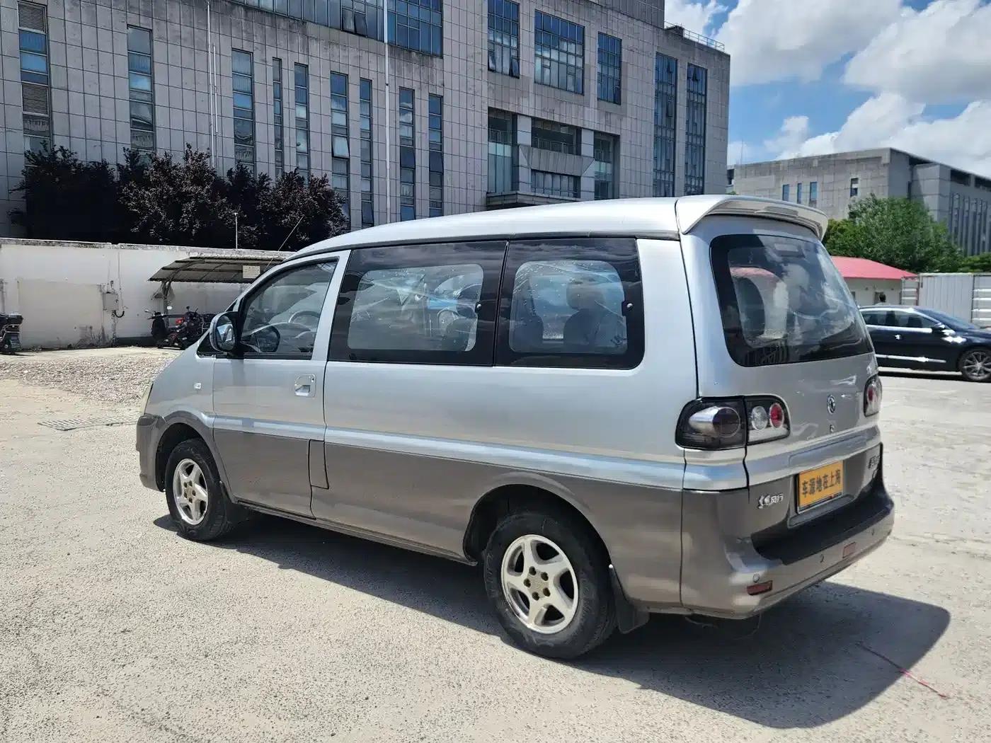 Lingzhi 2016 M3 1.6L 7-seater Comfort Model (National V Emission Standard) — миниатюра 4
