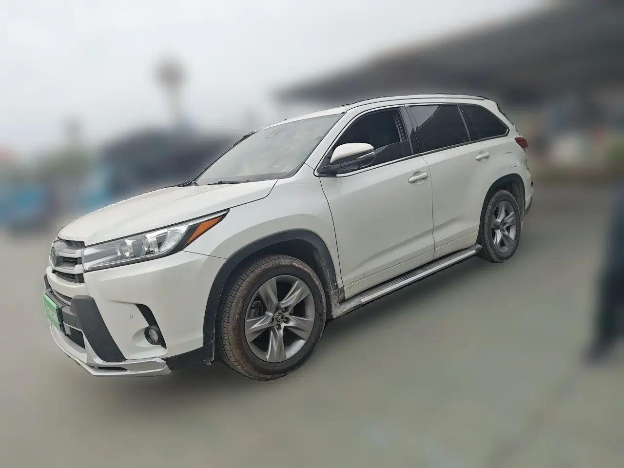 Toyota Highlander 2018 2.0T Four-Wheel Drive Luxury Version 7 Seats China VI Standard — миниатюра 1