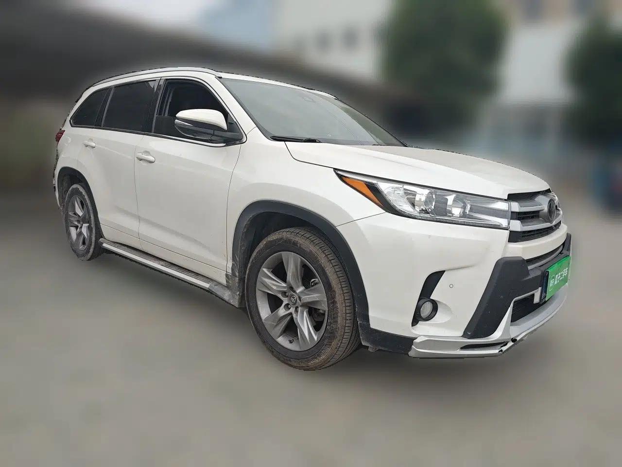 Toyota Highlander 2018 2.0T Four-Wheel Drive Luxury Version 7 Seats China VI Standard — миниатюра 3