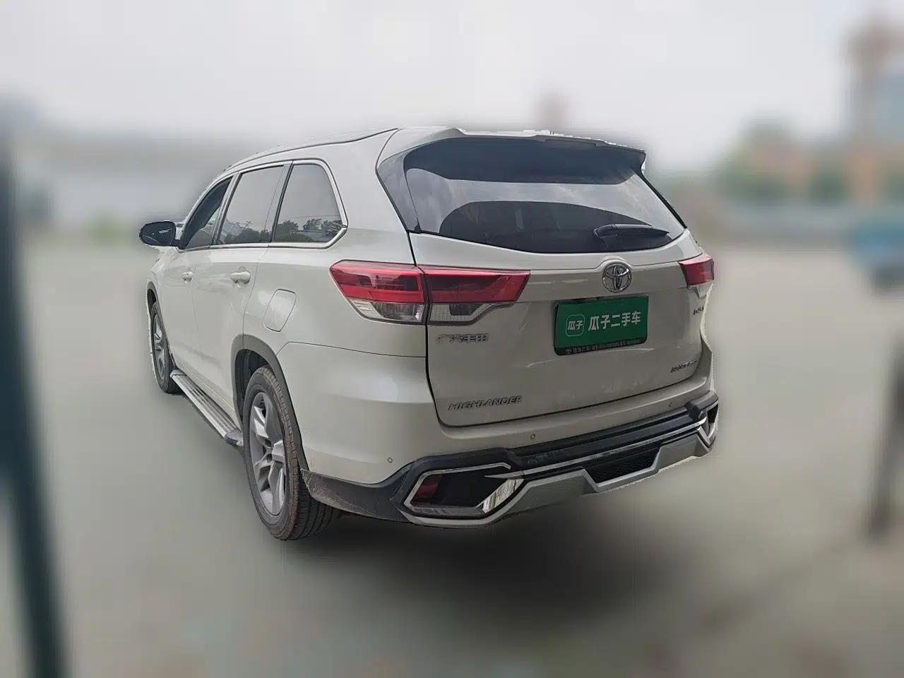 Toyota Highlander 2018 2.0T Four-Wheel Drive Luxury Version 7 Seats China VI Standard — миниатюра 4