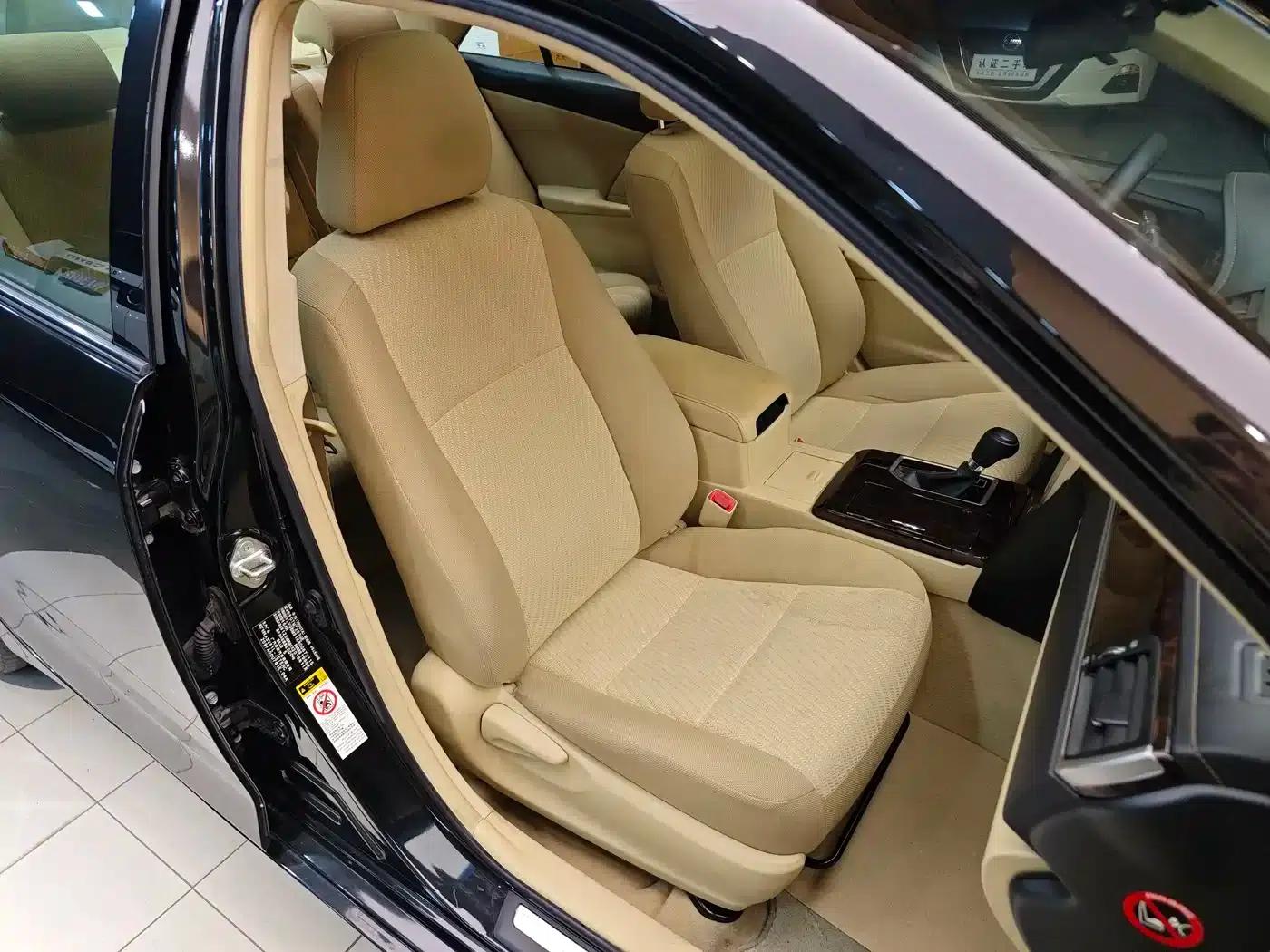 Camry 2016 2.0E 10th Anniversary Elite Edition — миниатюра 33