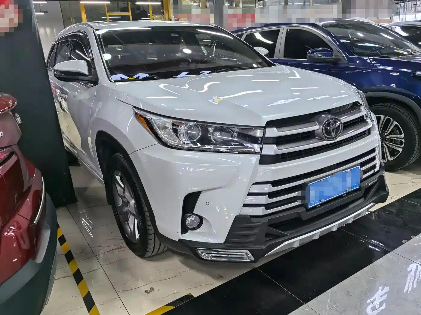 2018 Toyota Highlander 2.0T AWD Luxury 7-seater (China VI Emission Standard) — миниатюра 3