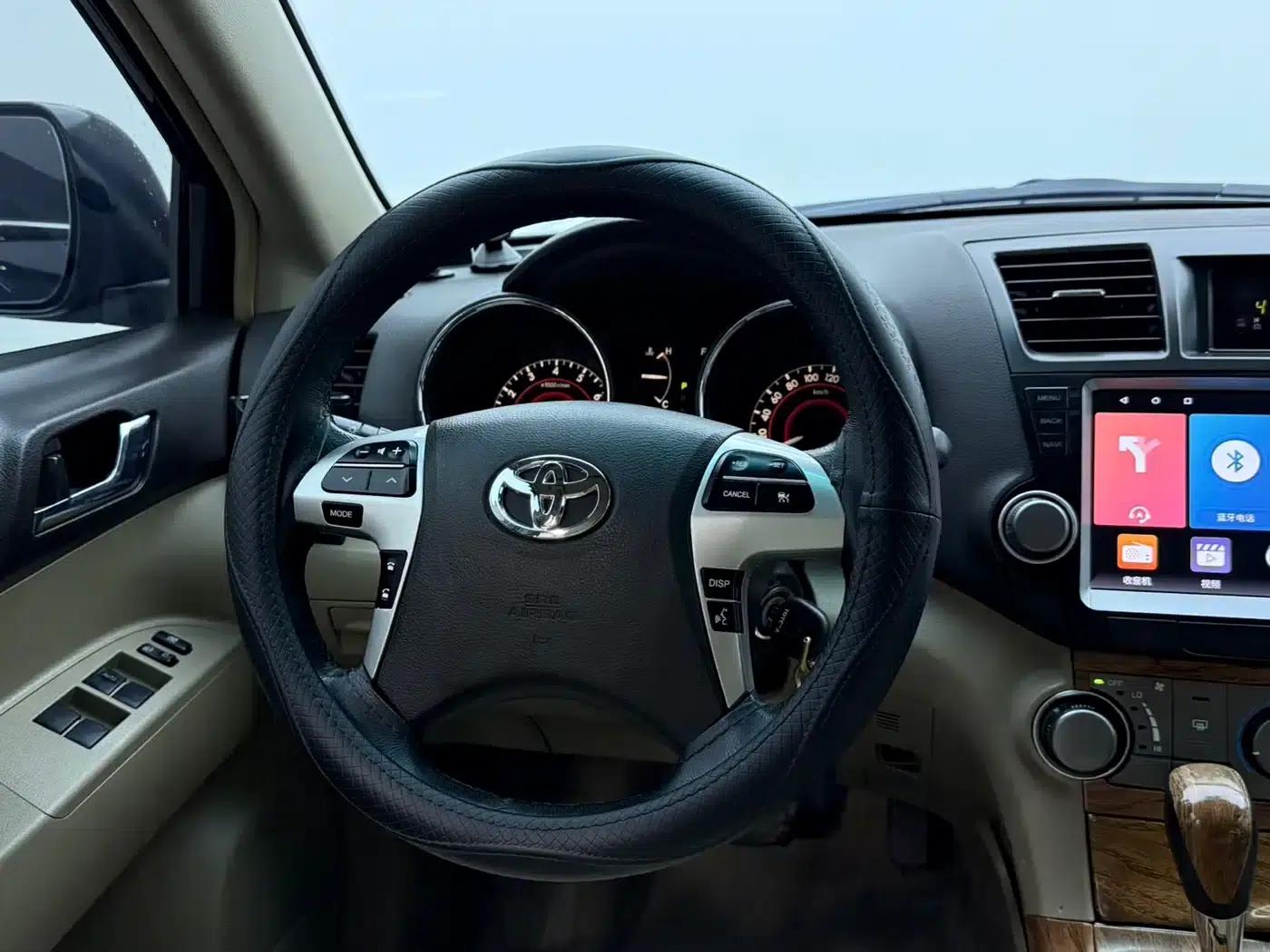 2013 Highlander 2.7L 2WD 5-seater Purple Gold Edition — миниатюра 11