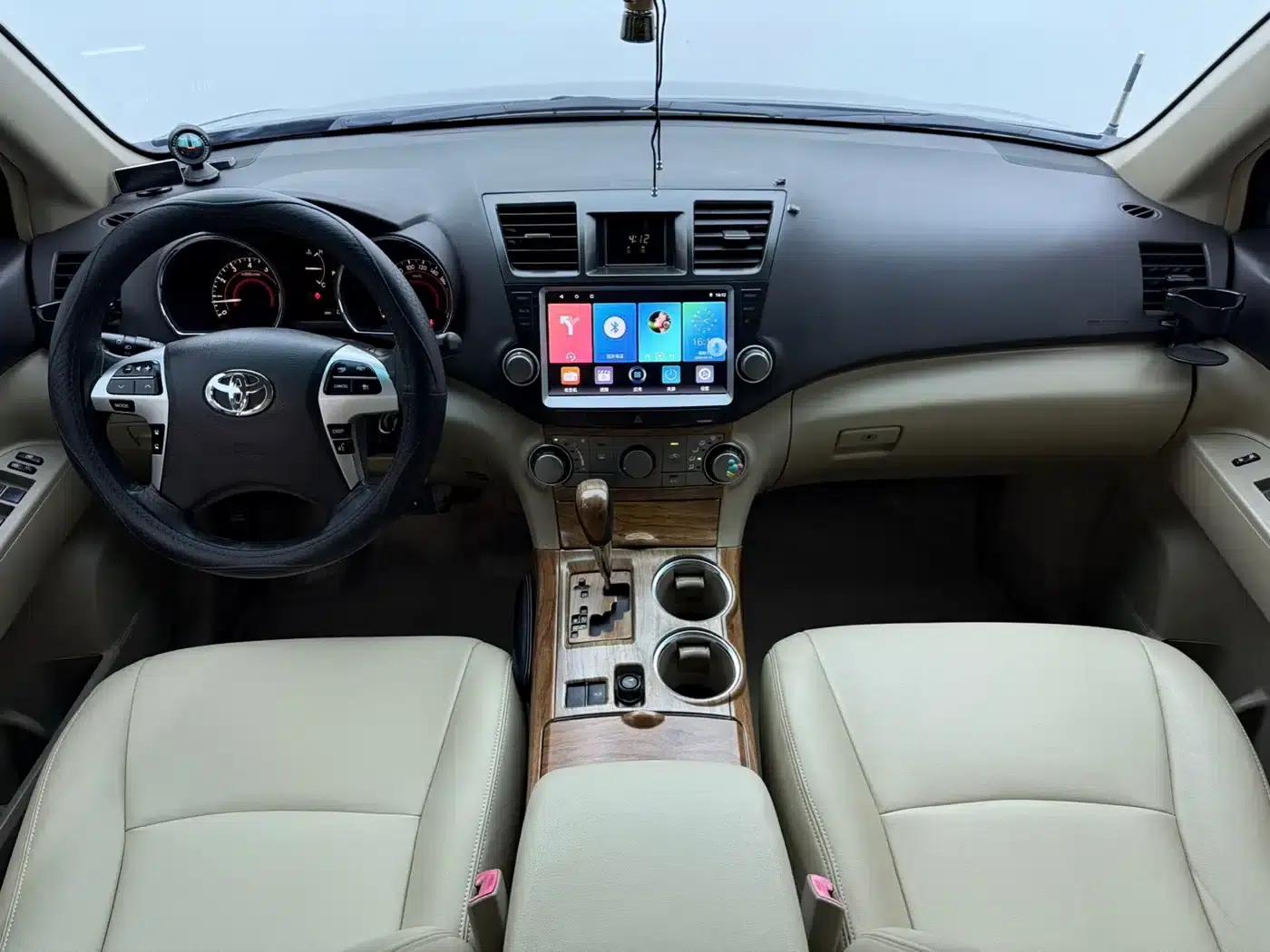 2013 Highlander 2.7L 2WD 5-seater Purple Gold Edition — миниатюра 4