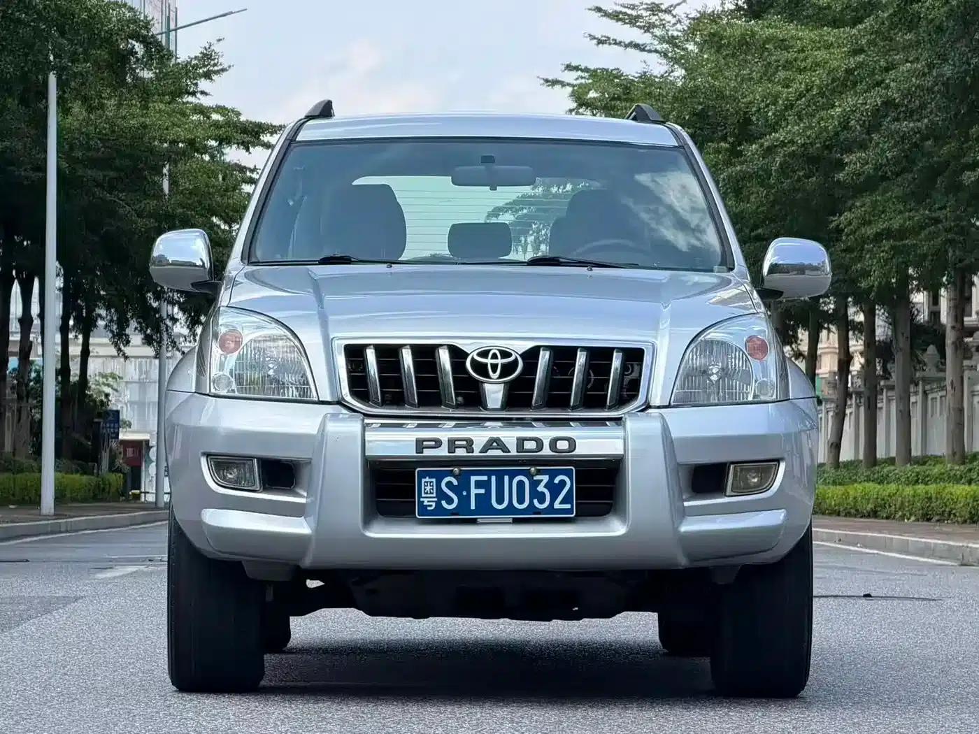 Prado (Imported) 2003 Model 2.7L Automatic — миниатюра 2