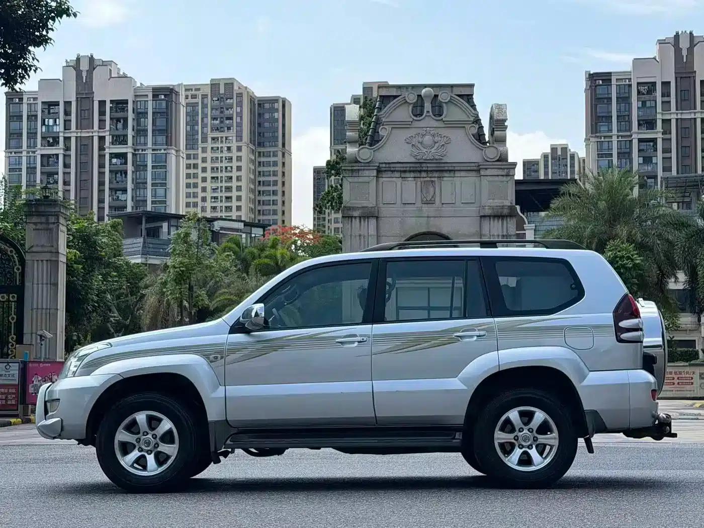 Prado (Imported) 2003 Model 2.7L Automatic — миниатюра 4