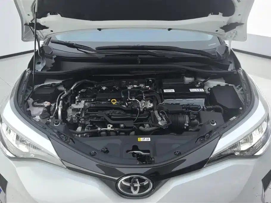 Toyota C-HR 2023 2.0L Leading Edition — миниатюра 10