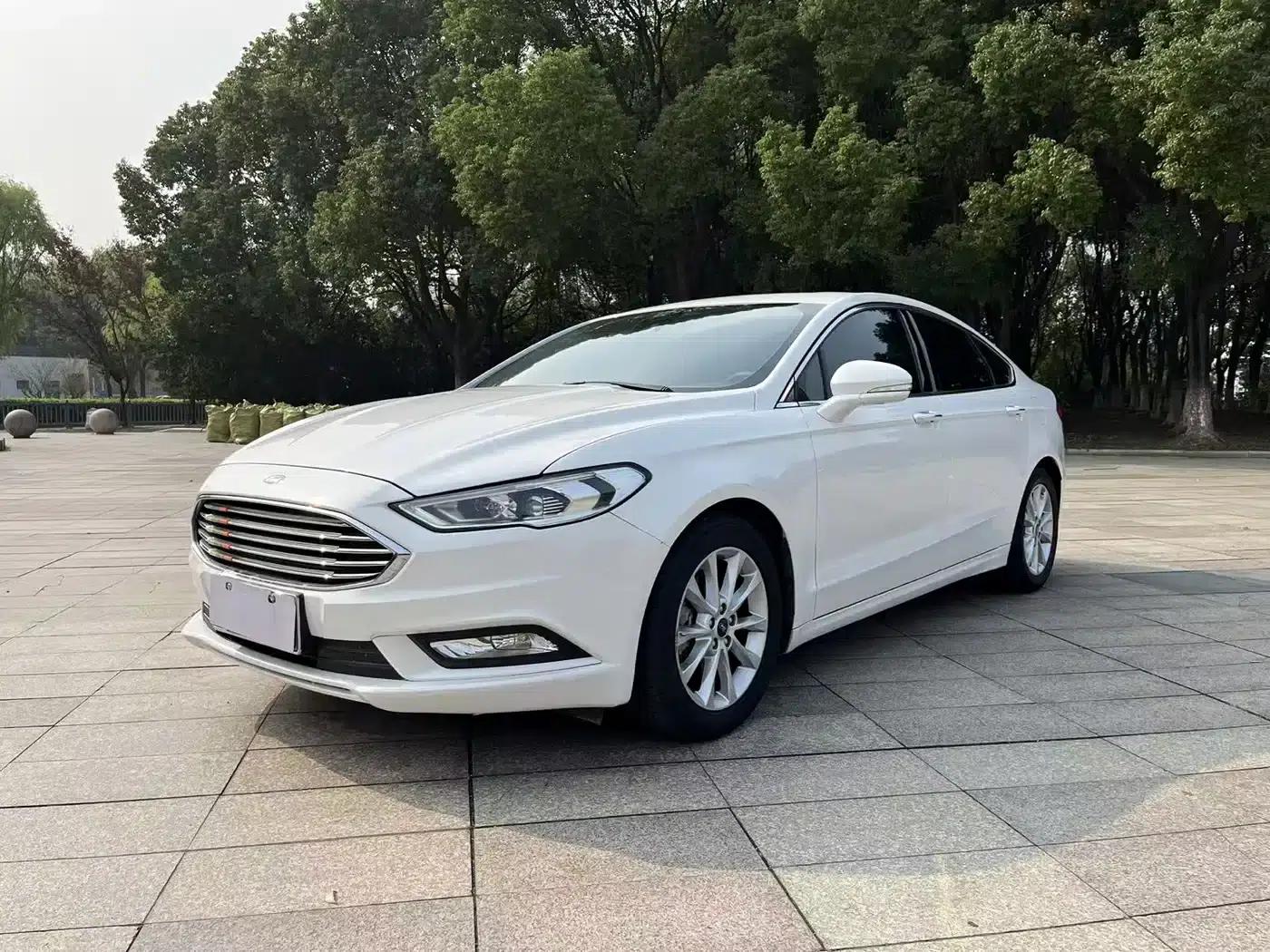 2018 Ford Mondeo EcoBoost 200 Fashion Edition — миниатюра 1