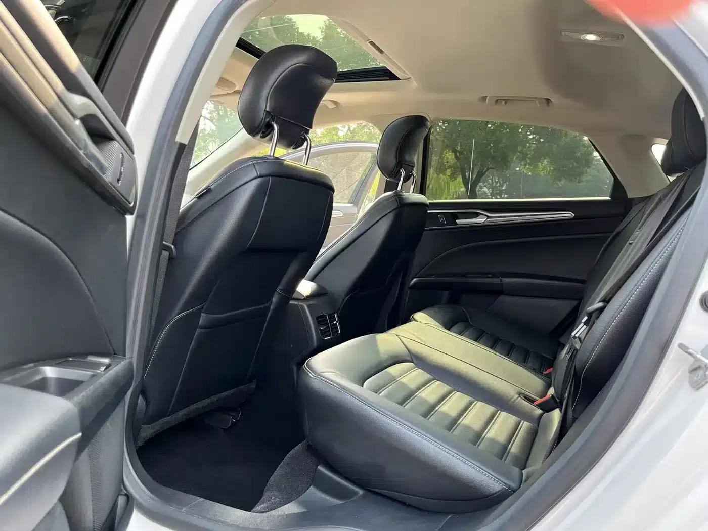 2018 Ford Mondeo EcoBoost 200 Fashion Edition — миниатюра 7