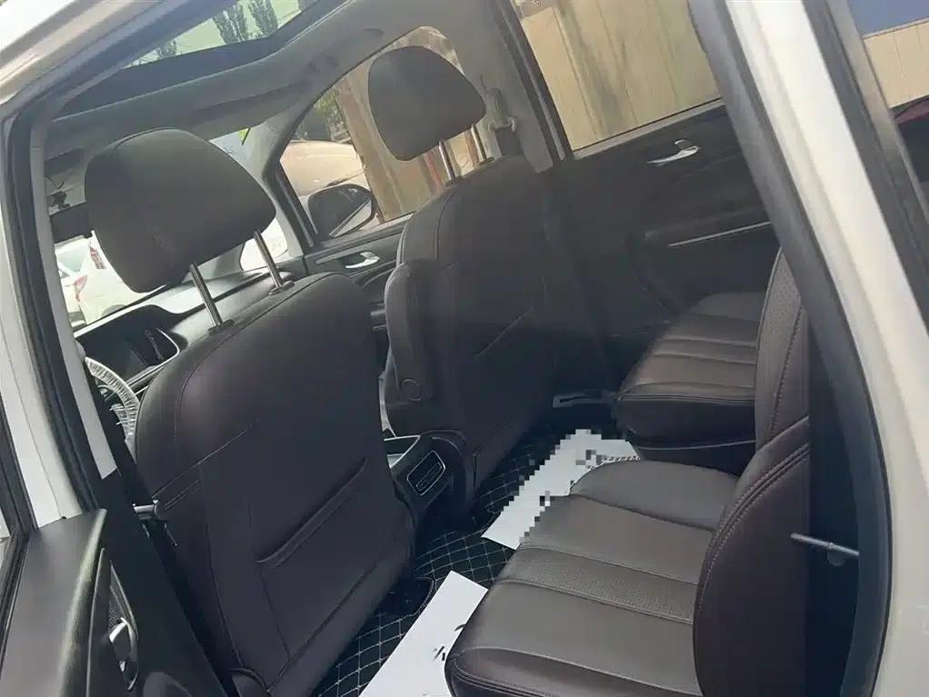 Trumpchi M6 2019 270T Automatic Premium Edition (7-seater) National V Emission Standard — миниатюра 13