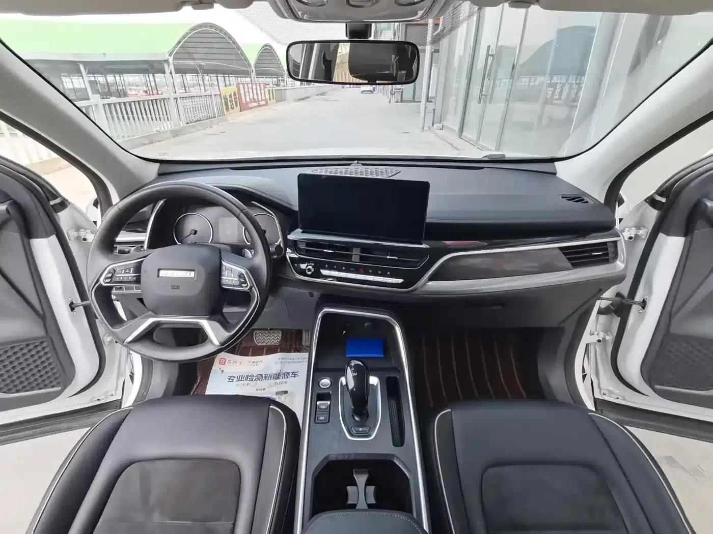 Haval H6 2023 National Trend Edition 1.5T Automatic Urban Edition — миниатюра 7