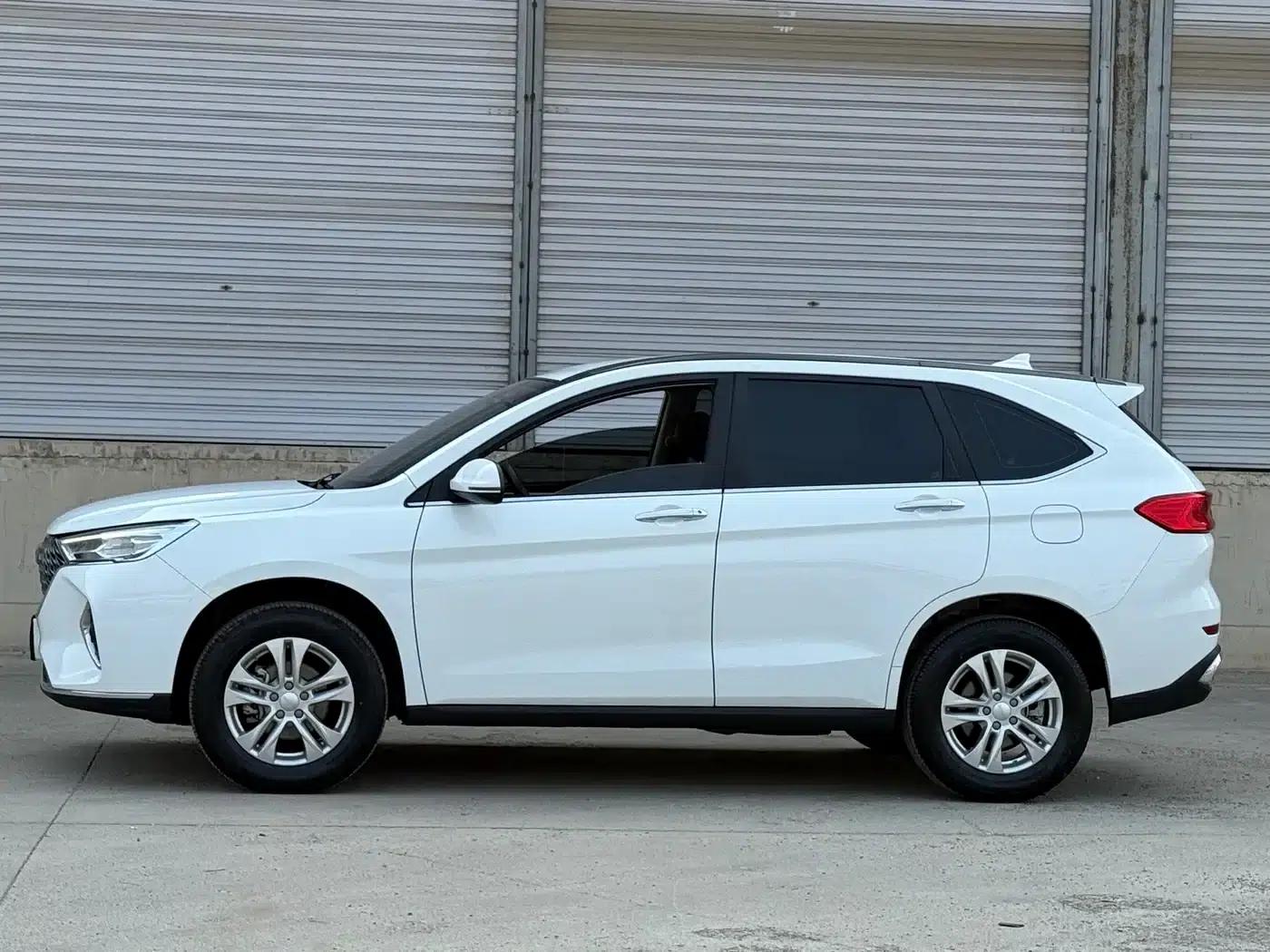 Haval M6 2023 PLUS 1.5T DCT Elite Intelligent Connectivity Edition — миниатюра 4