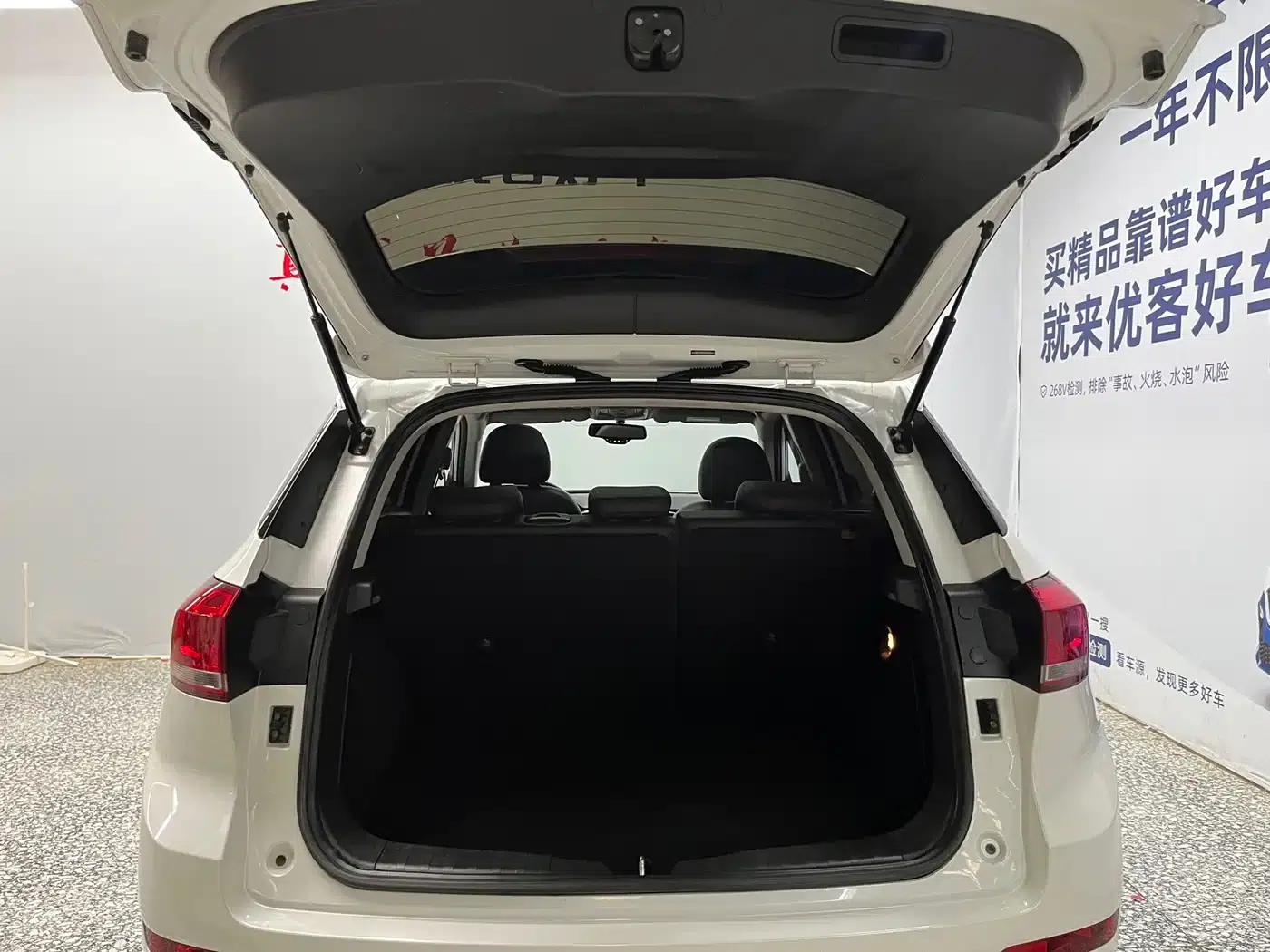 Haval H6 Coupe 2020 Smart Edition 1.5T Automatic Two-Wheel Drive Luxury Smart Connected Model — миниатюра 13