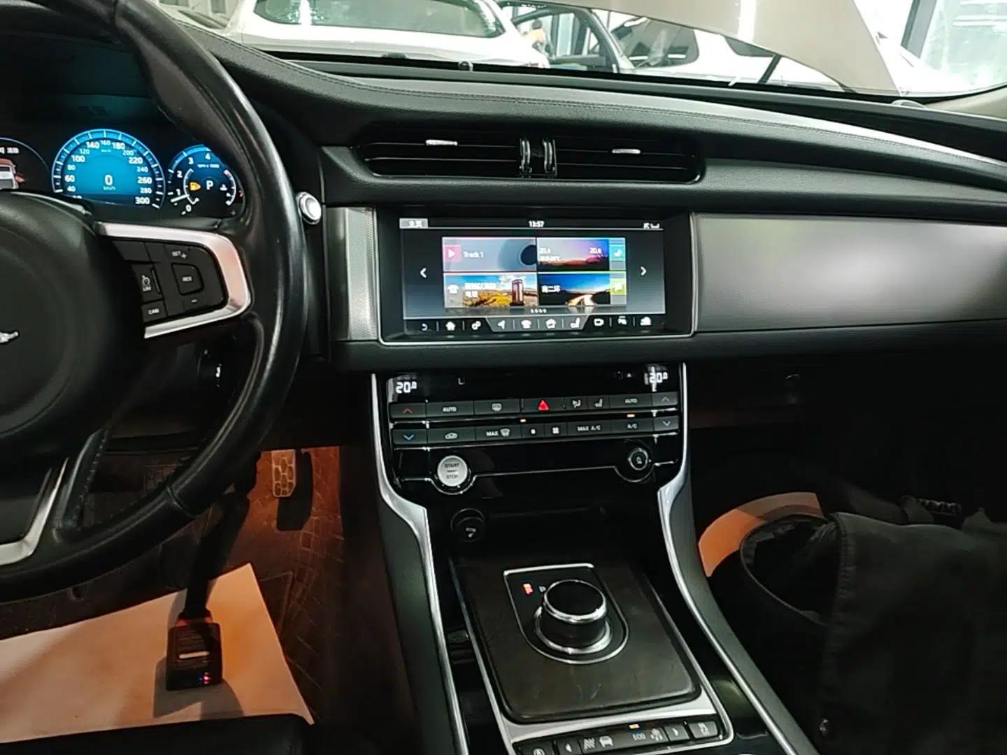 Jaguar XFL 2018 XFL 2.0T 250 PS Luxury Edition — миниатюра 15