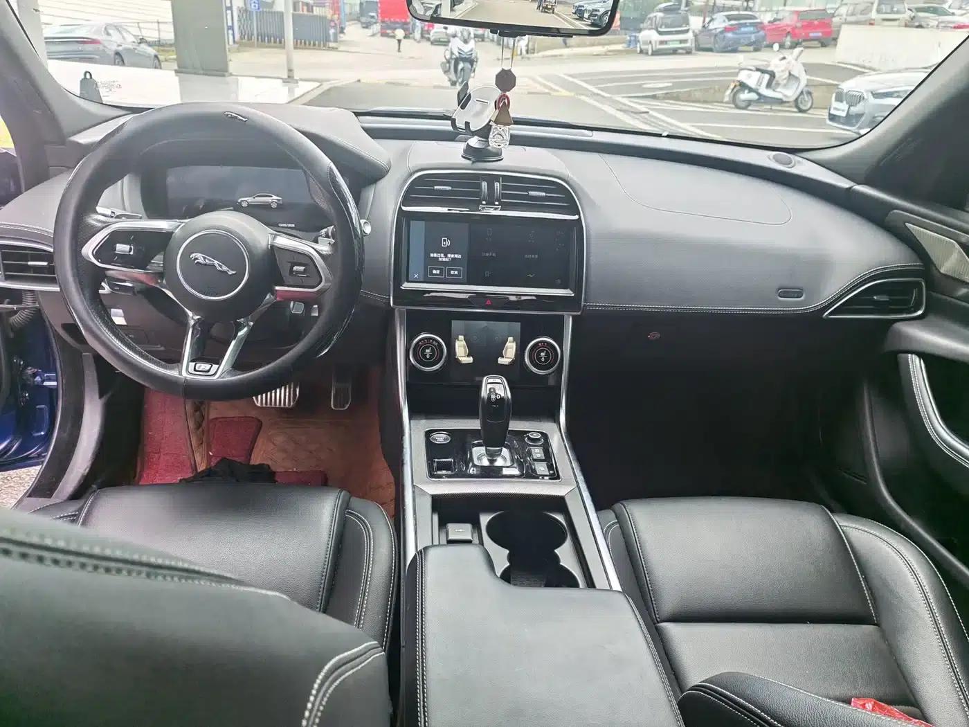 2021 Jaguar XEL 2.0T 250PS R-DYNAMIC SE Tech Sport Edition — миниатюра 4