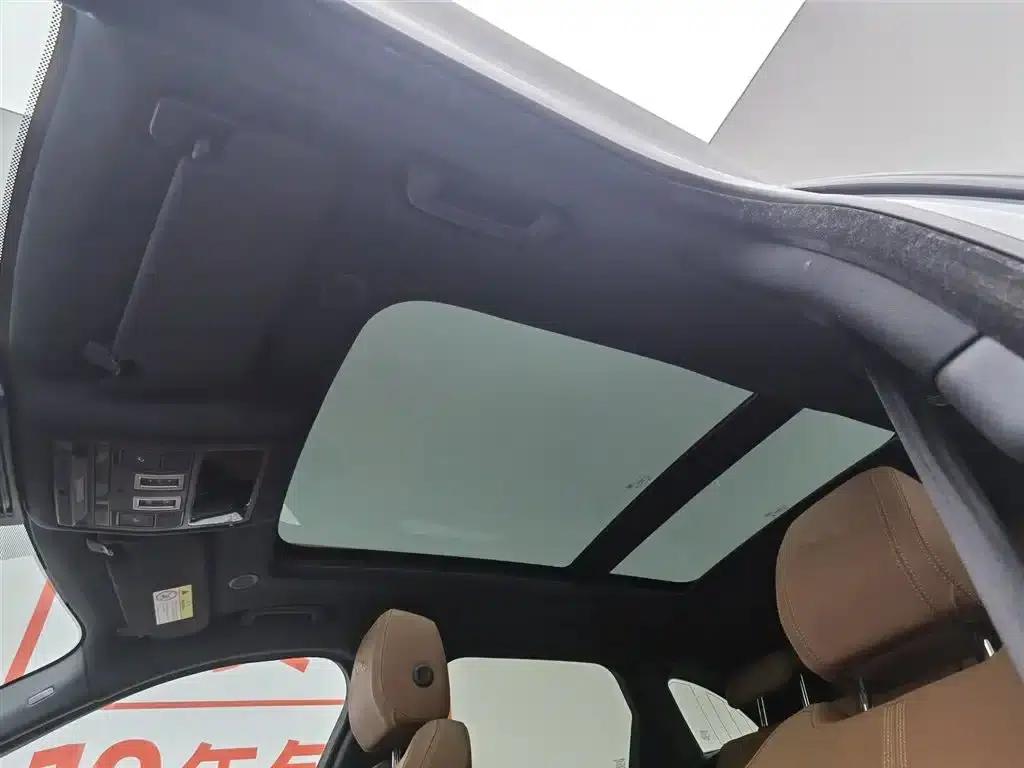 2024 Jaguar F-PACE P250 R-Dynamic SE — миниатюра 14
