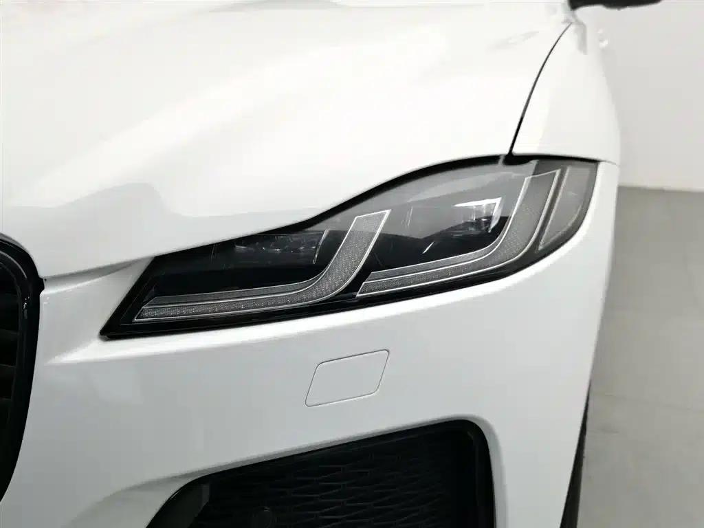2024 Jaguar F-PACE P250 R-Dynamic SE — миниатюра 7