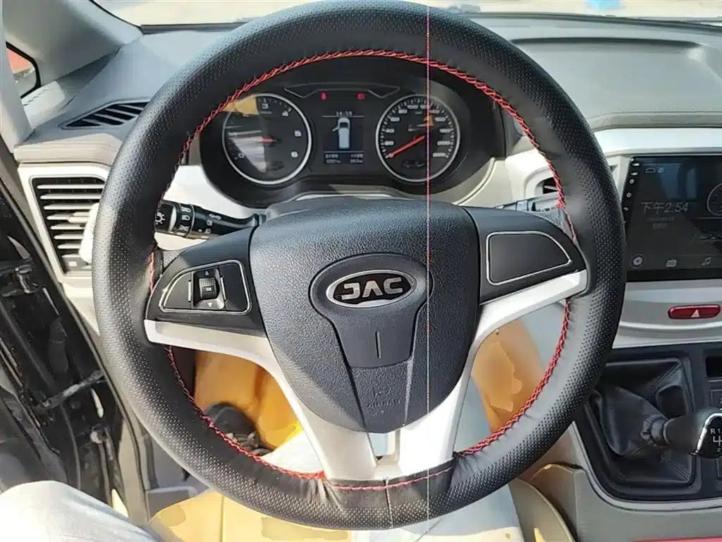 Refine M4 2022 2.0CTI Diesel Manual Sporty Edition — миниатюра 11