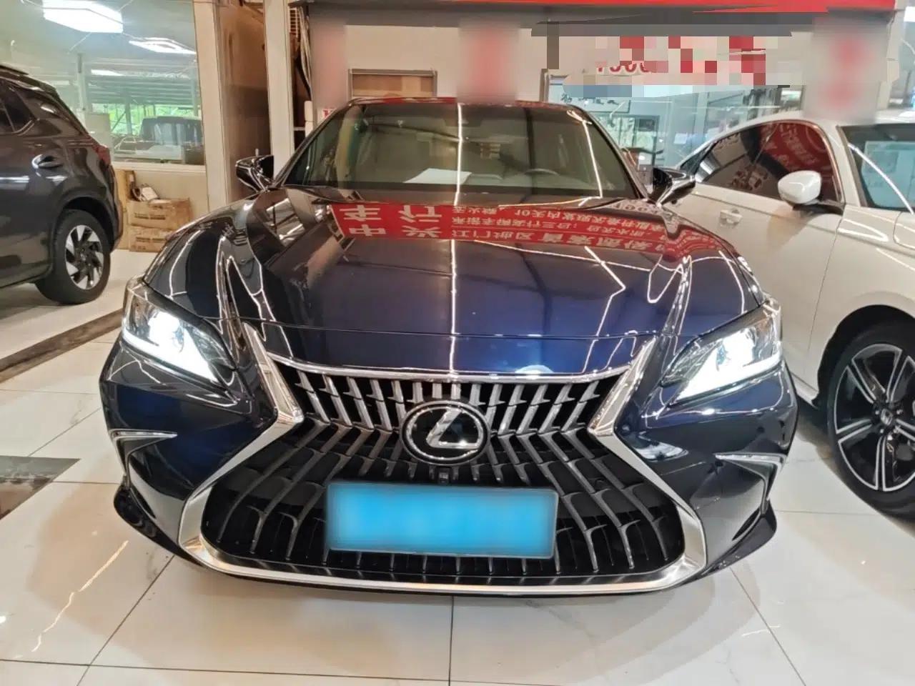Lexus ES 2021 200 Excellence Edition — миниатюра 2