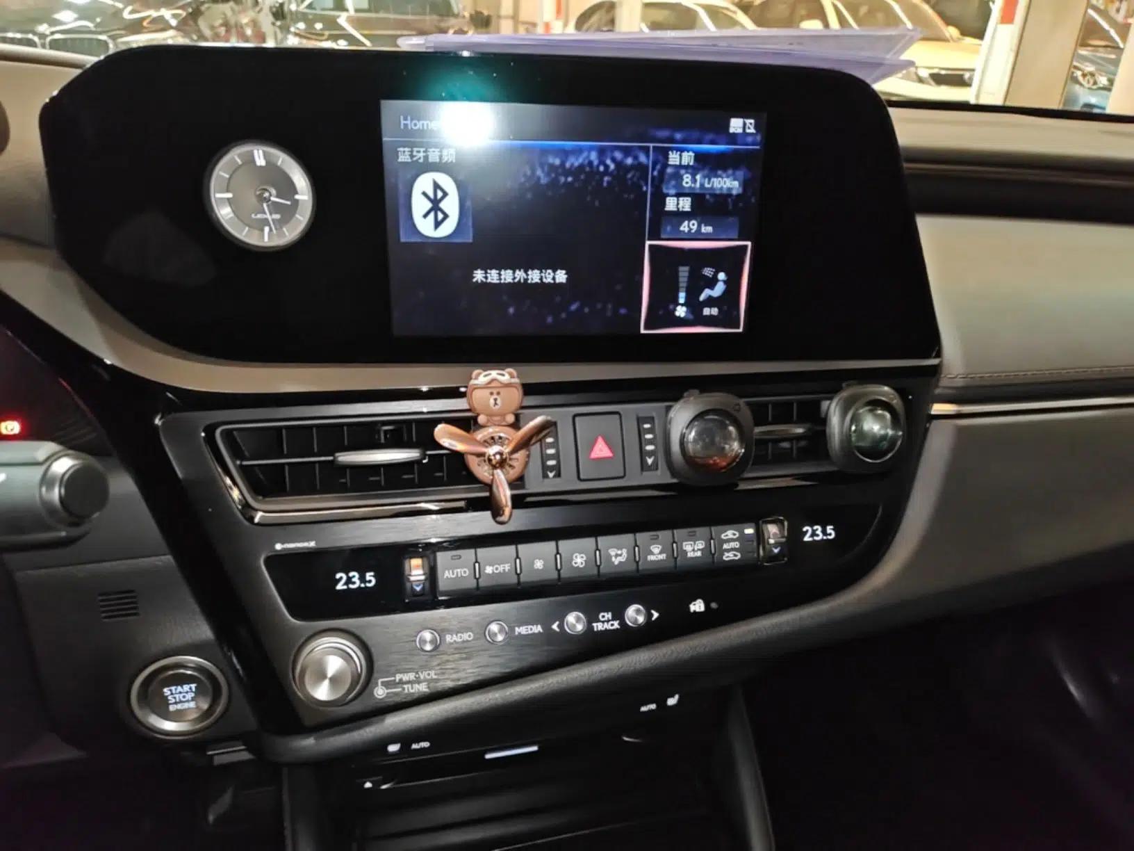 Lexus ES 2021 200 Excellence Edition — миниатюра 16