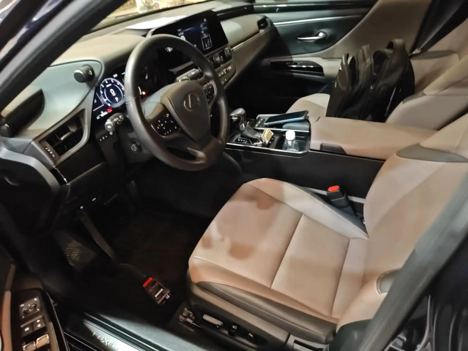 Lexus ES 2021 200 Excellence Edition — миниатюра 18