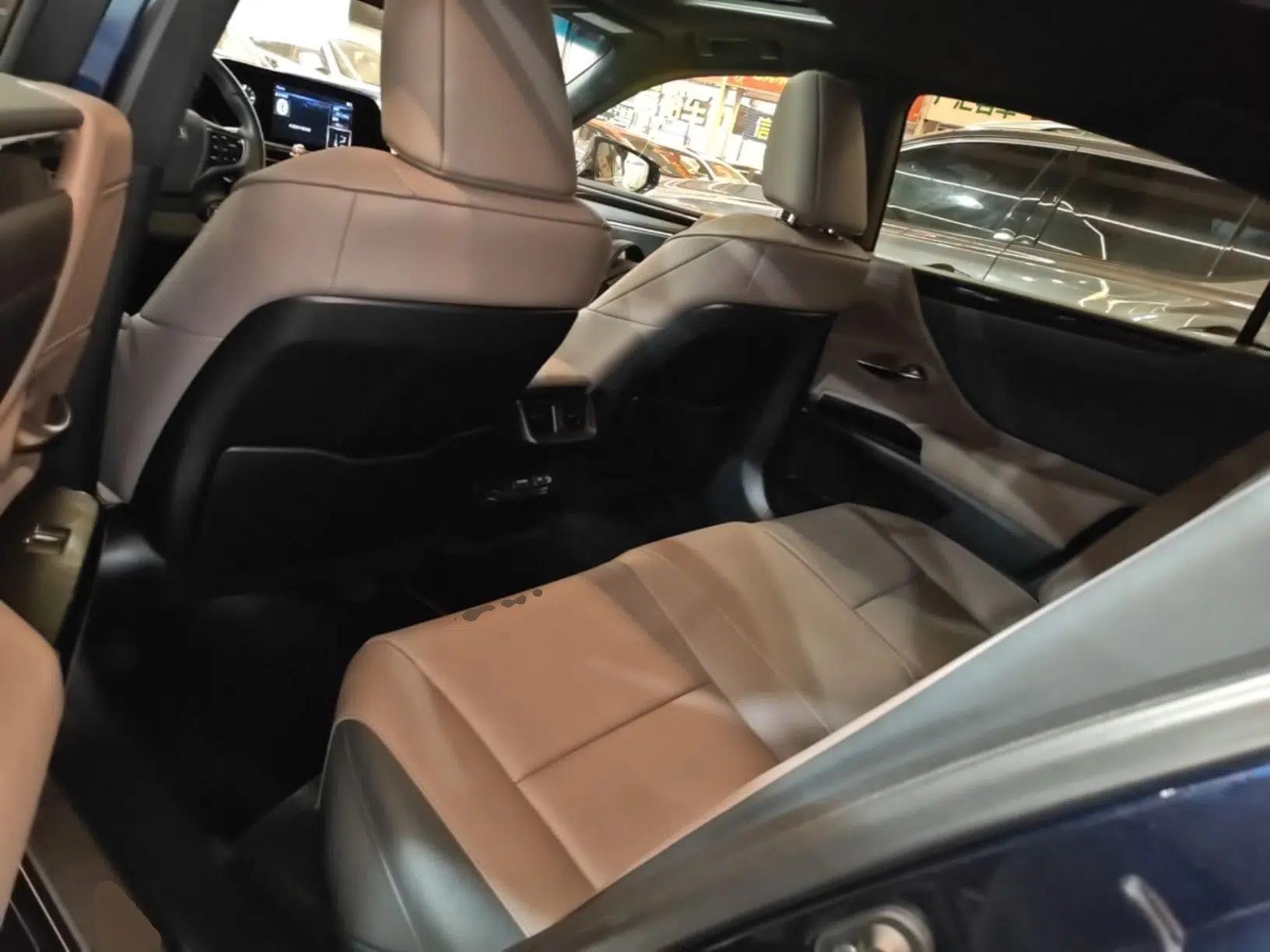 Lexus ES 2021 200 Excellence Edition — миниатюра 20