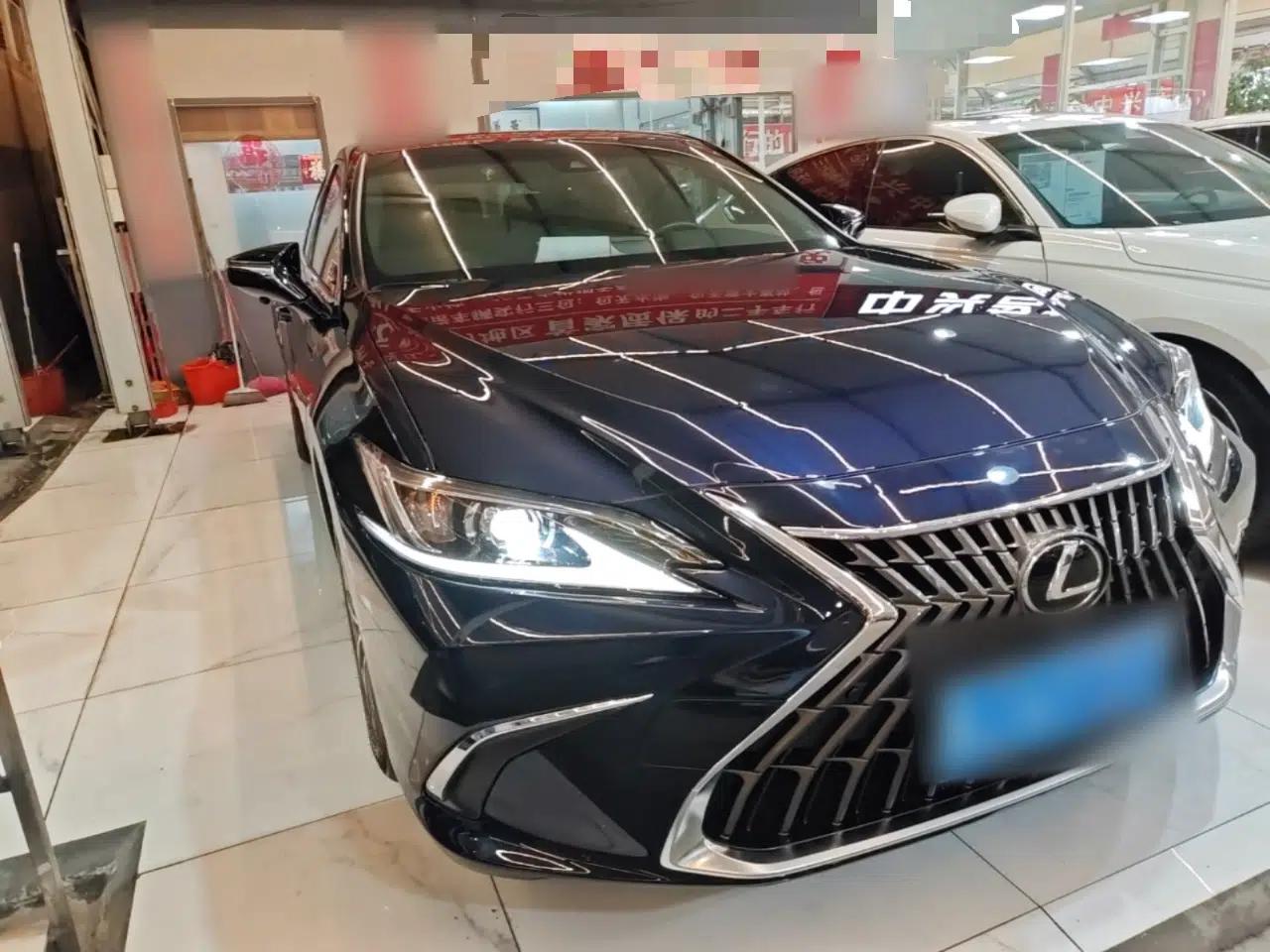 Lexus ES 2021 200 Excellence Edition — миниатюра 3