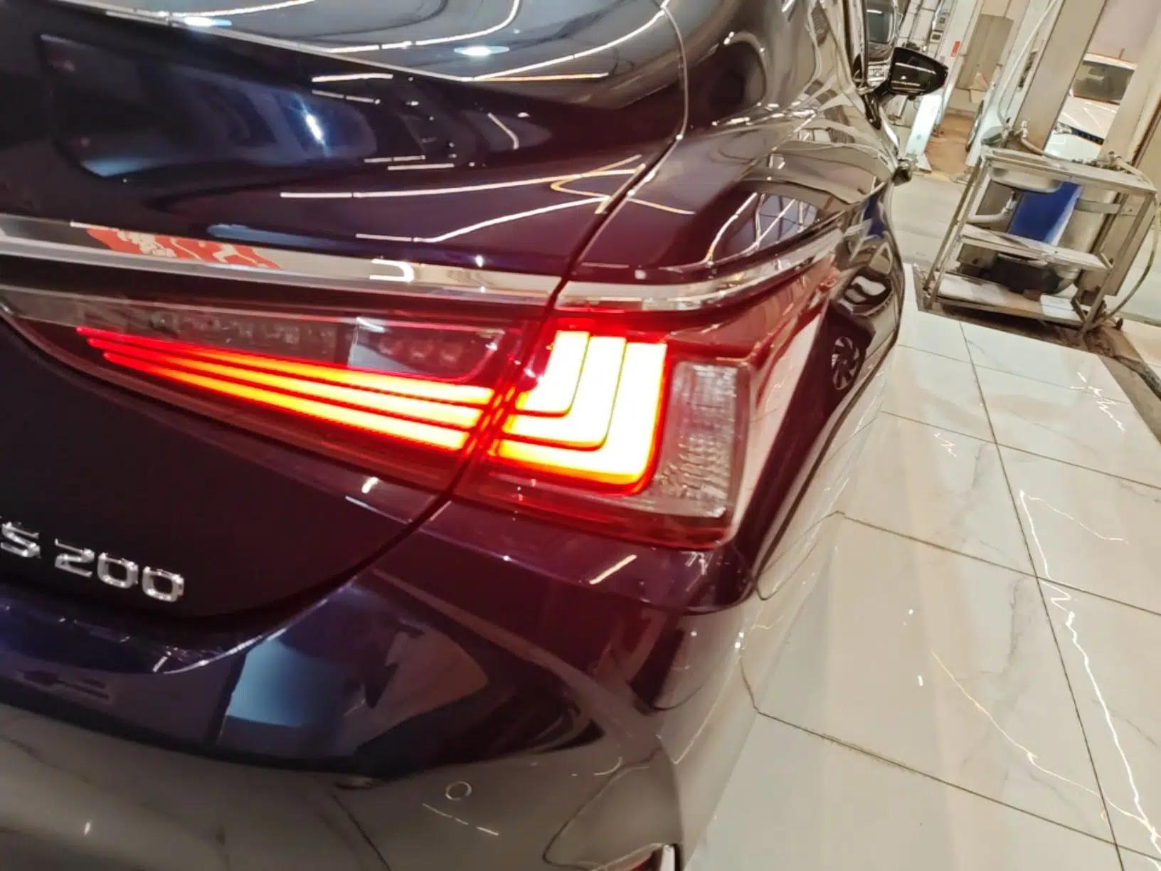 Lexus ES 2021 200 Excellence Edition — миниатюра 7