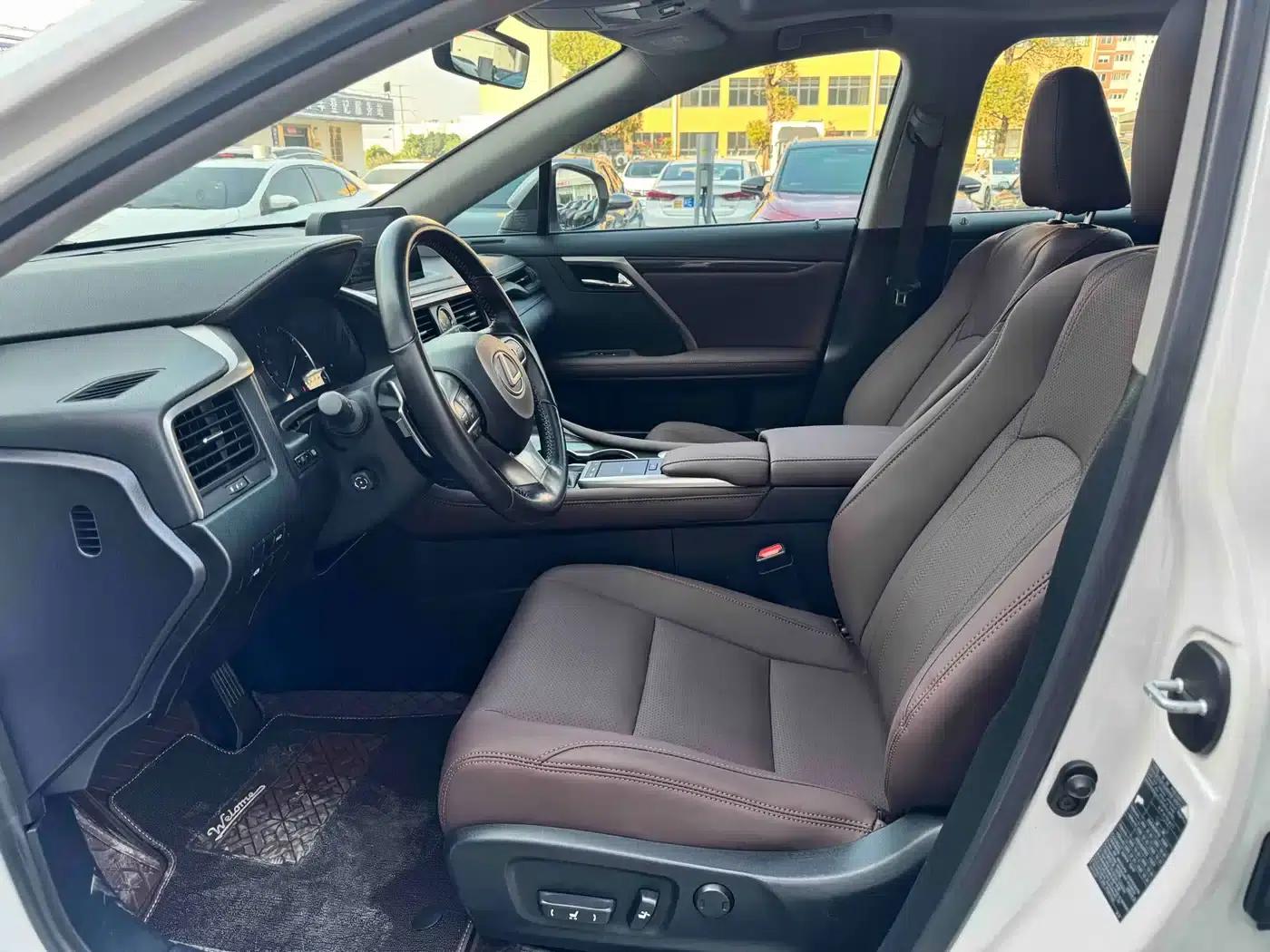 Lexus RX 2020 Facelift 300 2WD Elite Edition — миниатюра 3
