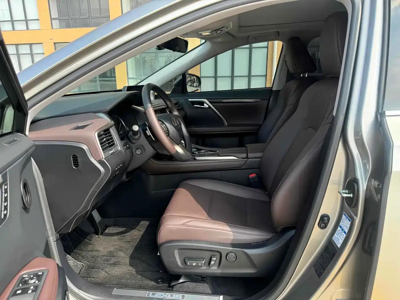 Lexus RX 2020 Facelift 300 AWD Elegant Edition — миниатюра 4