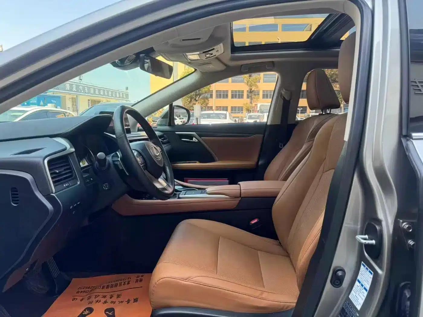 Lexus RX 2020 Facelift 300 AWD Elegant Edition — миниатюра 4