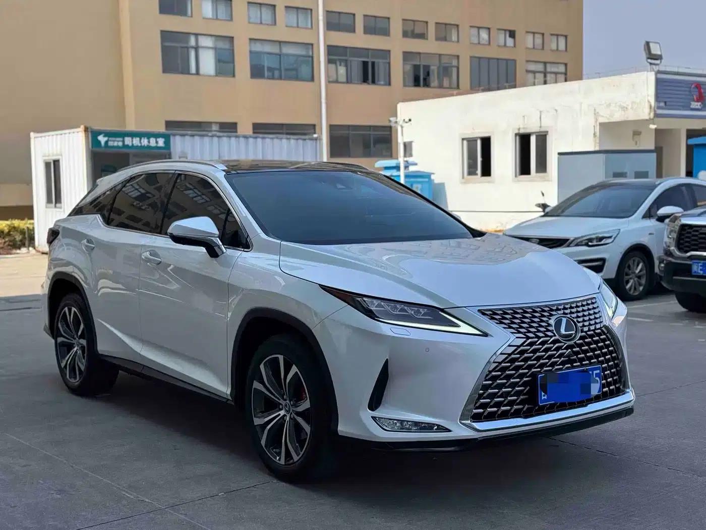 Lexus RX 2021 300 AWD Special Edition — миниатюра 1