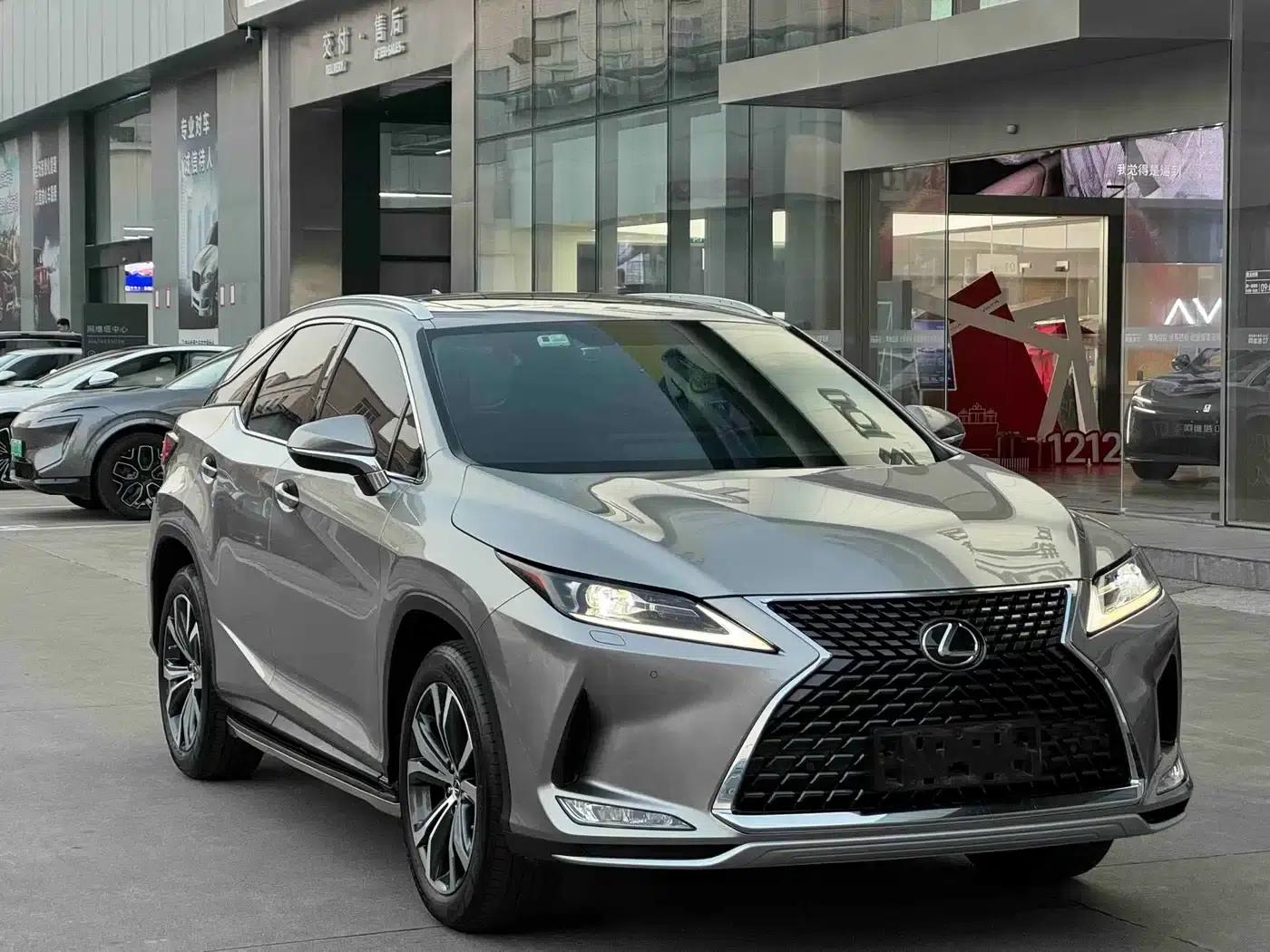 Lexus RX 2020 Facelift 300 2WD Elite Edition — миниатюра 1