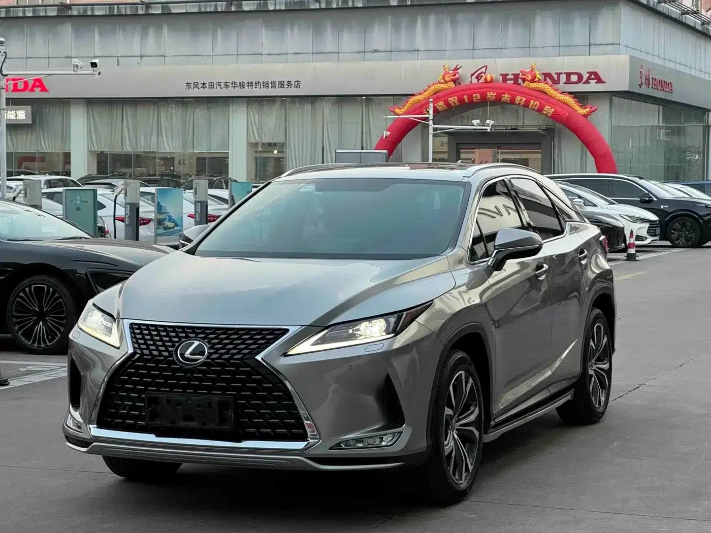 Lexus RX 2020 Facelift 300 2WD Elite Edition — миниатюра 3