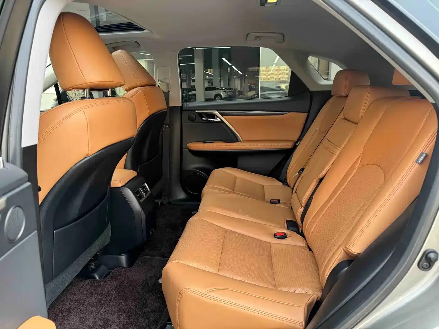 Lexus RX 2020 Facelift 300 2WD Elite Edition — миниатюра 5