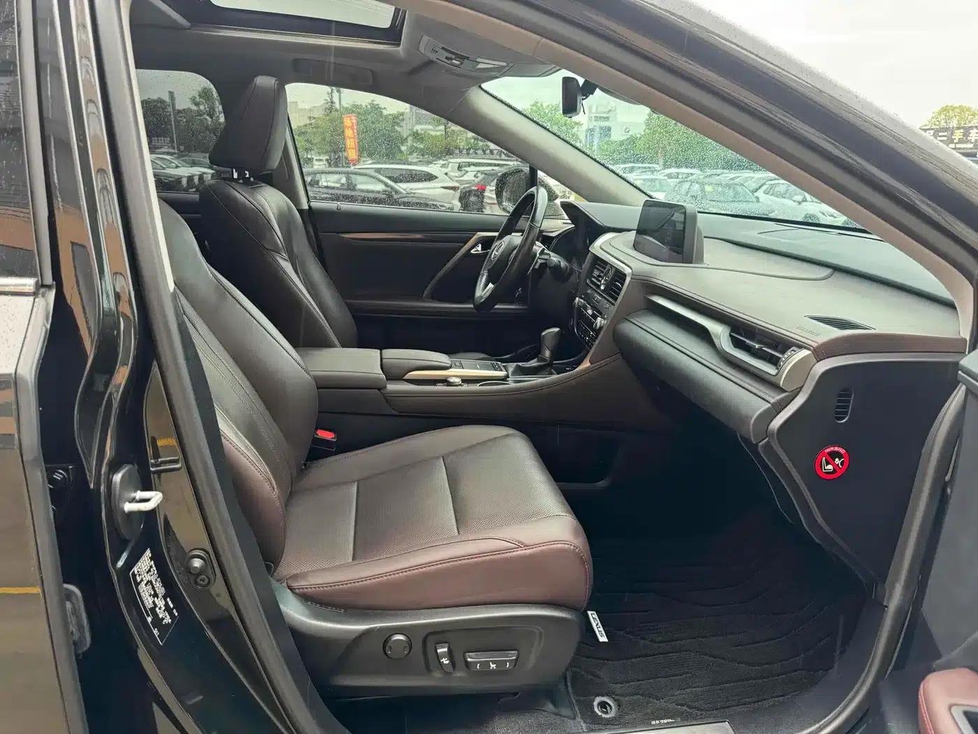 Lexus RX 2020 Facelift 300 AWD Elegant Edition — миниатюра 7