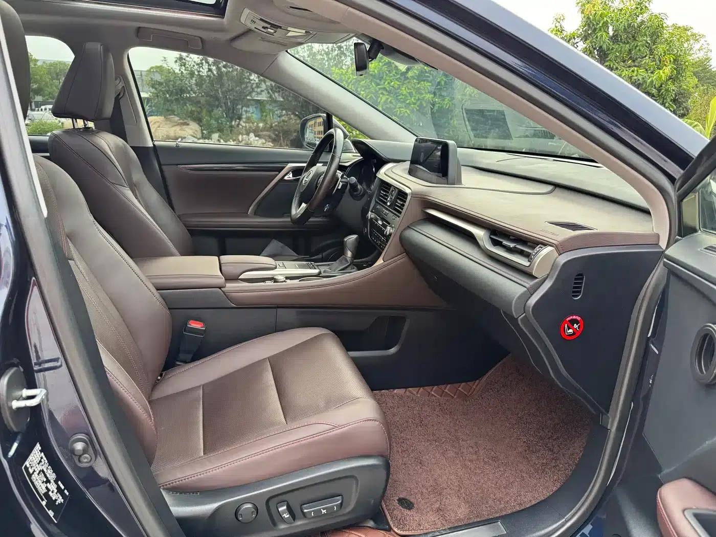 Lexus RX 2020 Facelift 300 AWD Elegant Edition — миниатюра 6