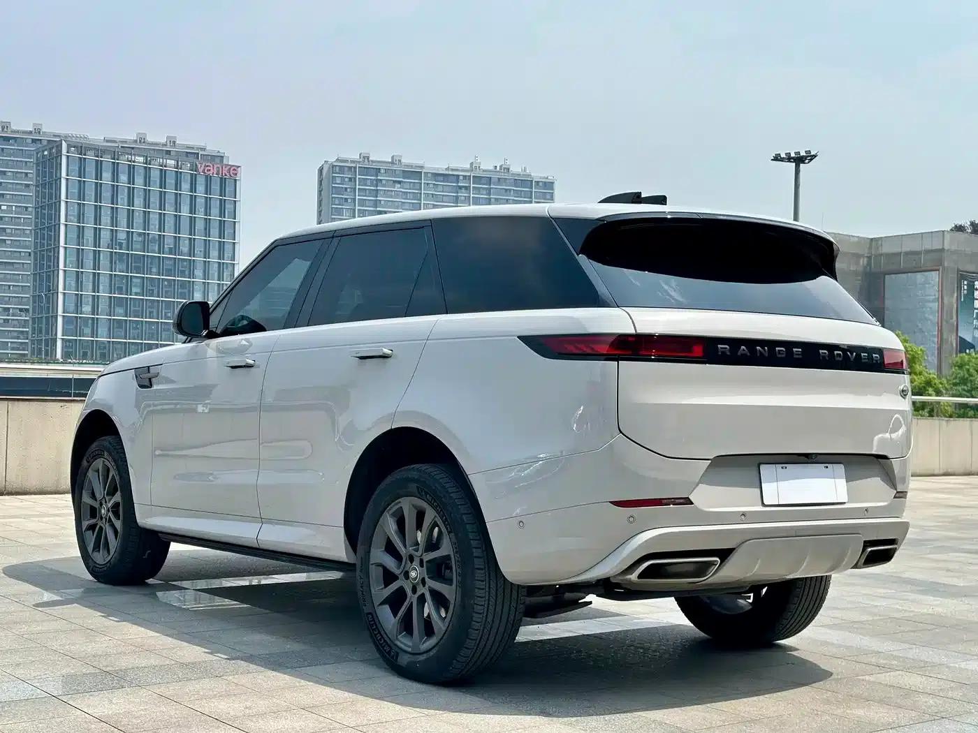 2023 Range Rover Sport 400PS Dynamic SE — миниатюра 4