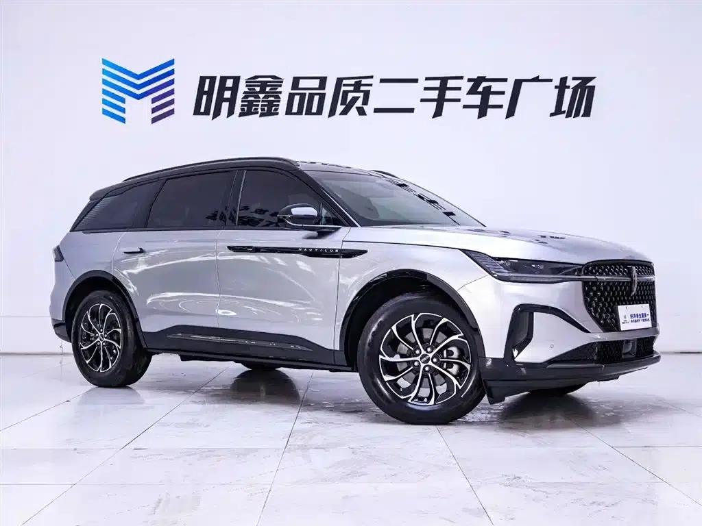 Navigator 2026 2.0T 4WD Atlantis Premium Edition — миниатюра 5