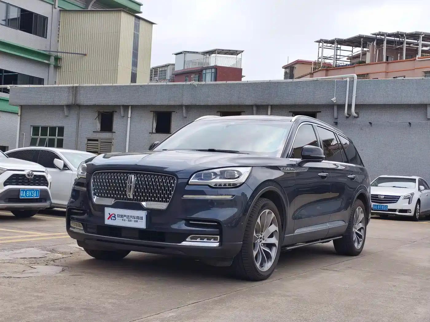 2020 Aviator 3.0T V6 AWD Executive Edition — миниатюра 1