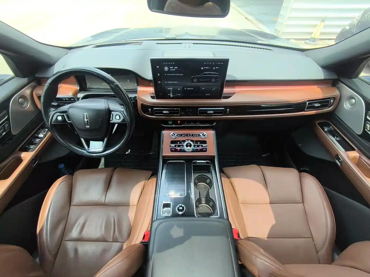 2020 Aviator 3.0T V6 AWD Executive Edition — миниатюра 11
