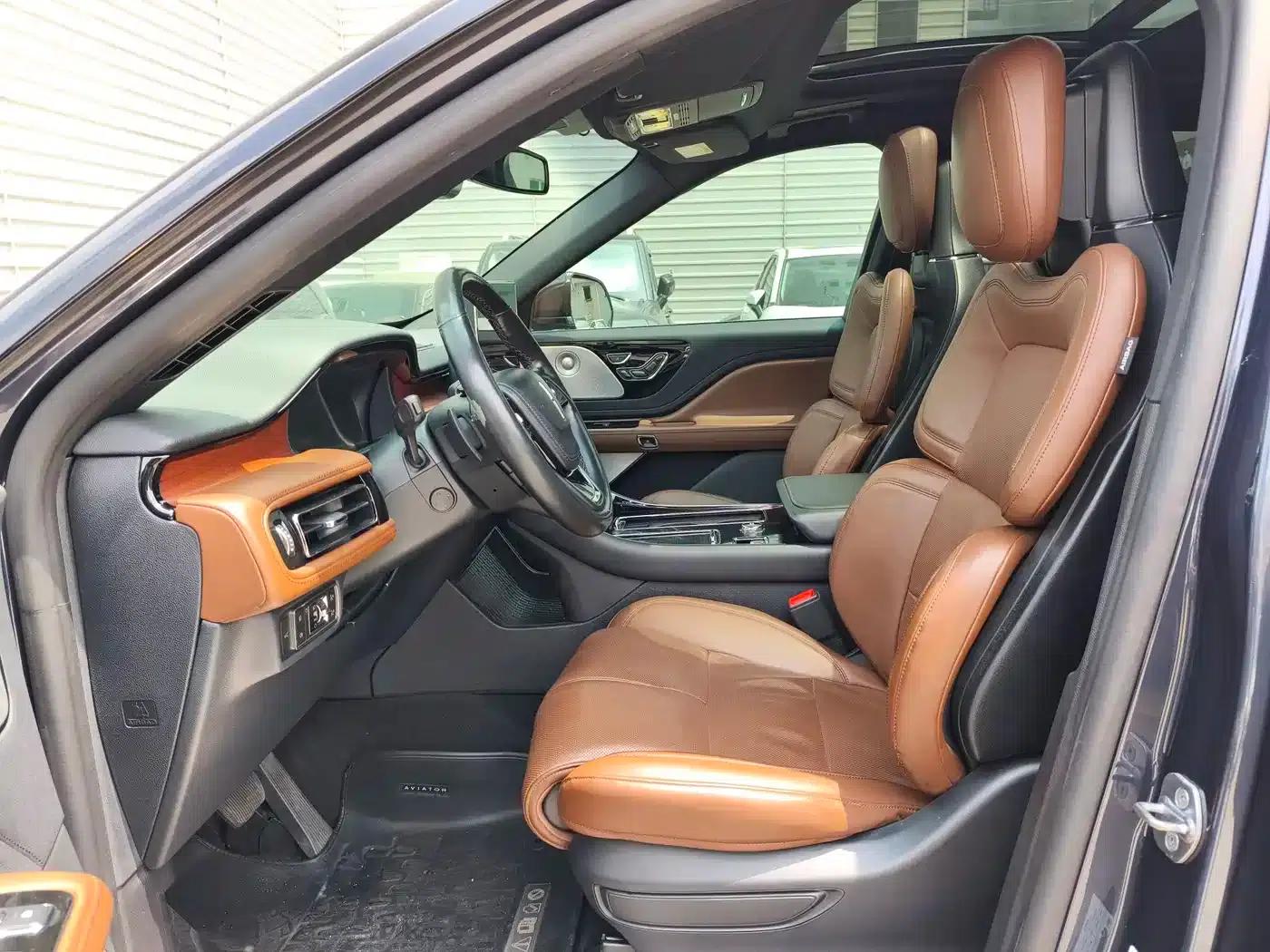 2020 Aviator 3.0T V6 AWD Executive Edition — миниатюра 12