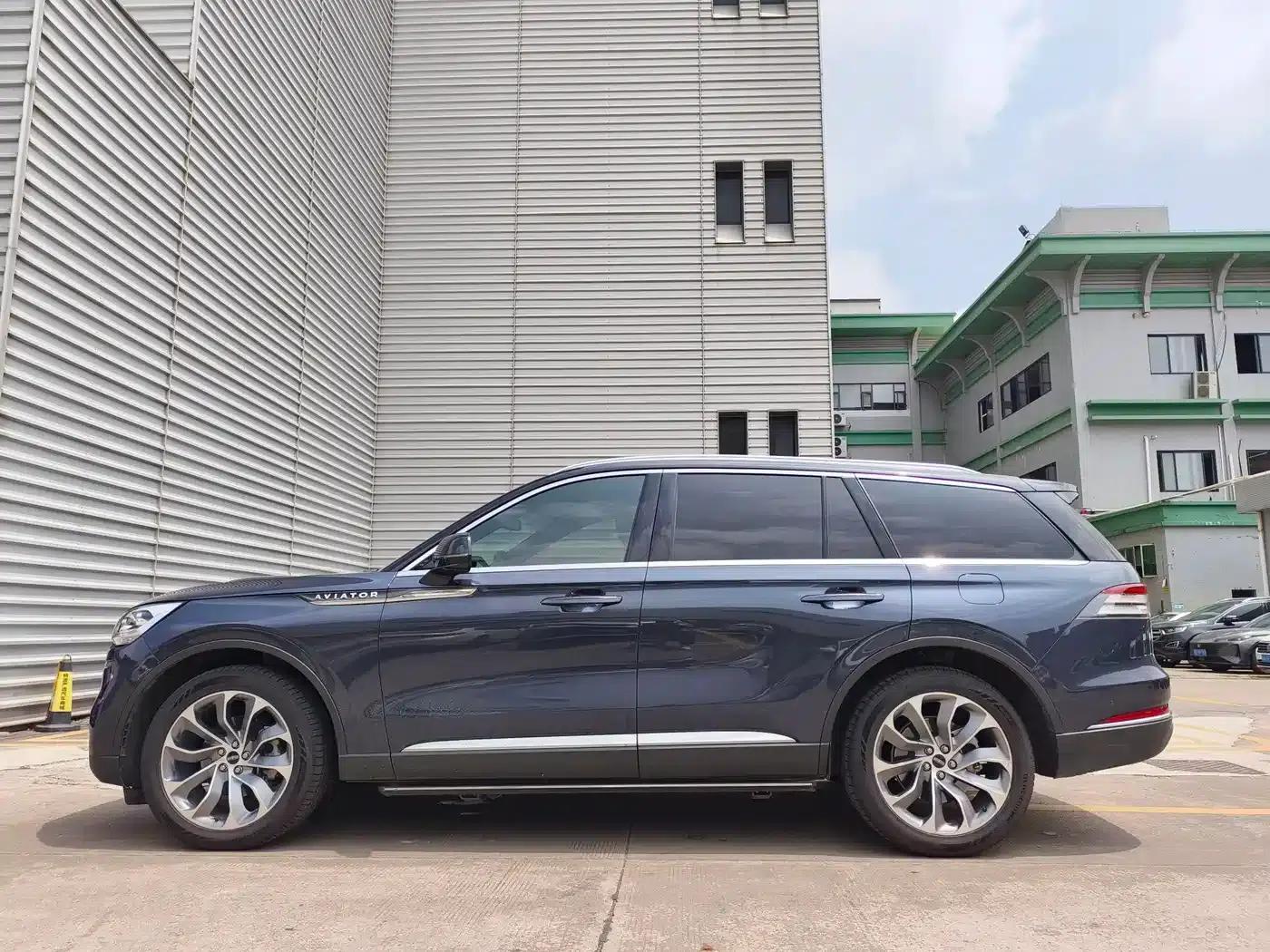 2020 Aviator 3.0T V6 AWD Executive Edition — миниатюра 8