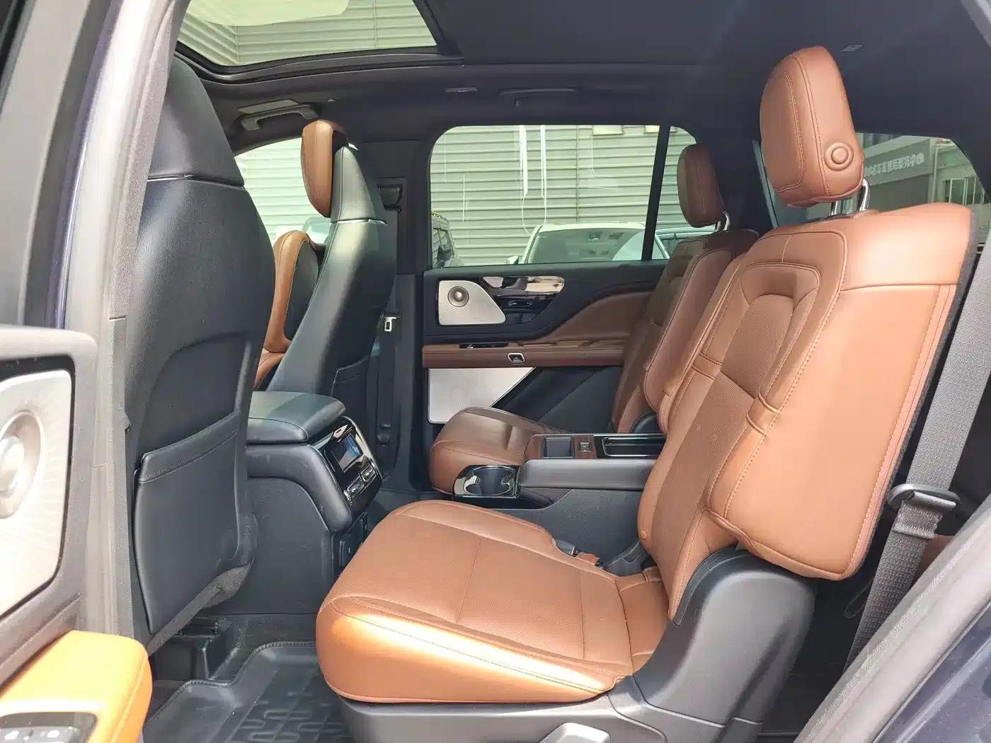 2020 Aviator 3.0T V6 AWD Executive Edition — миниатюра 9
