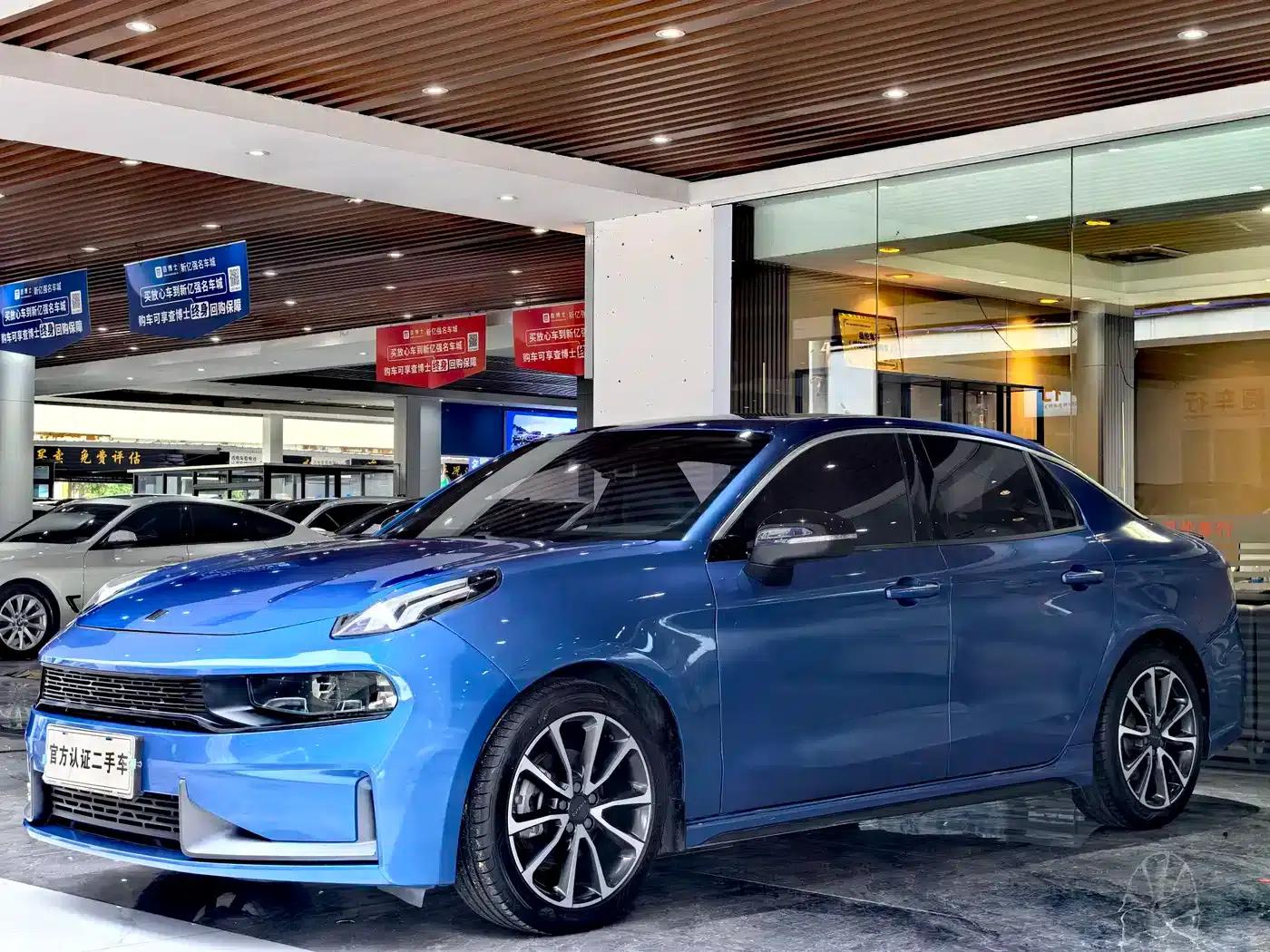 Lynk & Co 03 2019 1.5TD DCT Sport Edition (China VI Emission Standard) — миниатюра 1