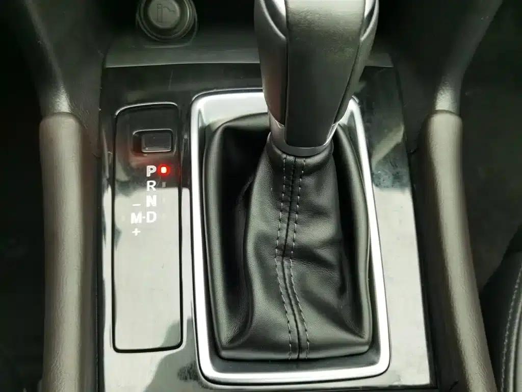 Mazda3 Axela 2017 Sedan 2.0L Automatic Premium (China V Emission Standard) — миниатюра 13