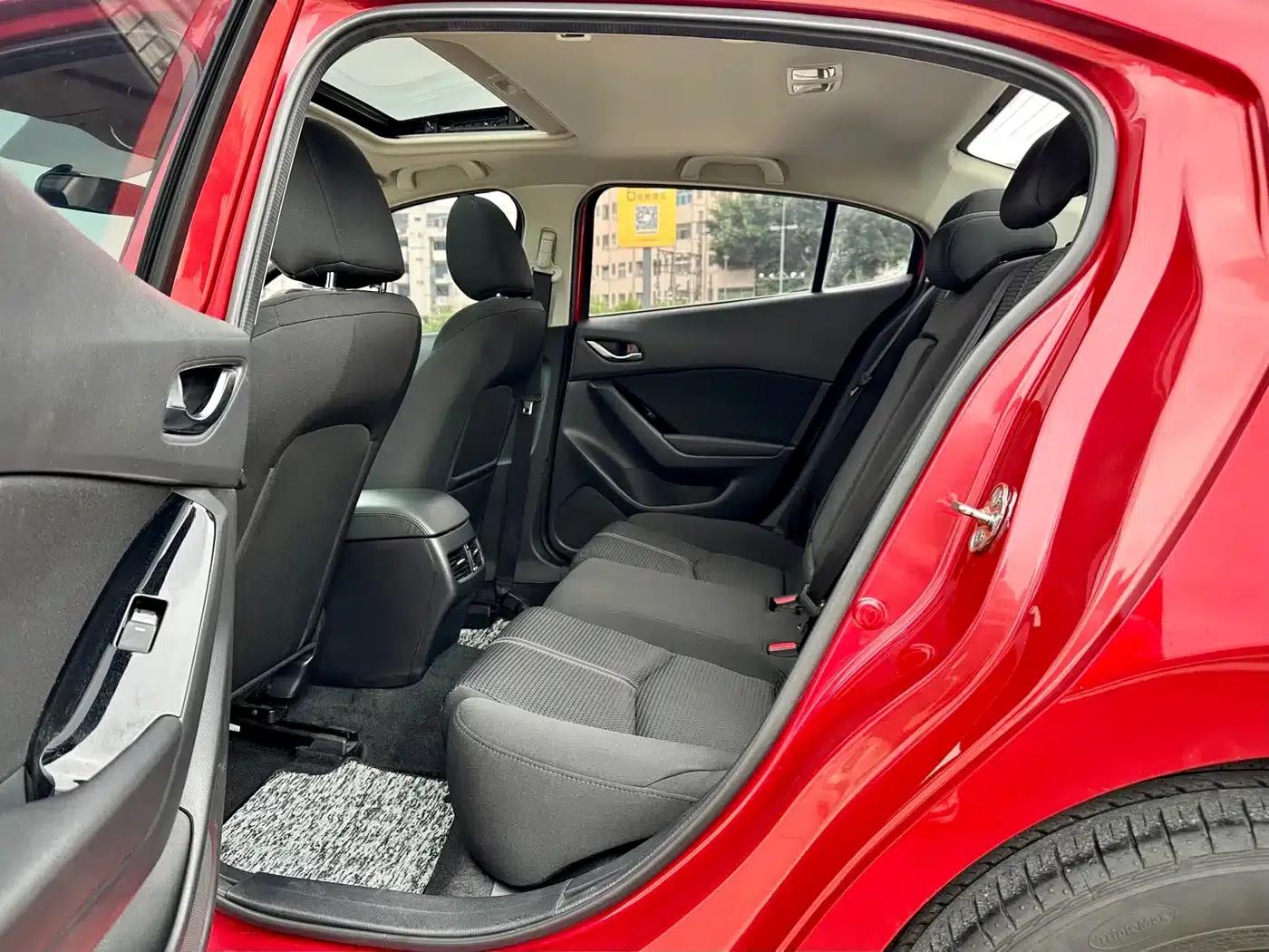 Mazda3 Axela 2019 Cloud Control Edition Sedan 1.5L Automatic Comfort Model (China VI Emission Standard) — миниатюра 10