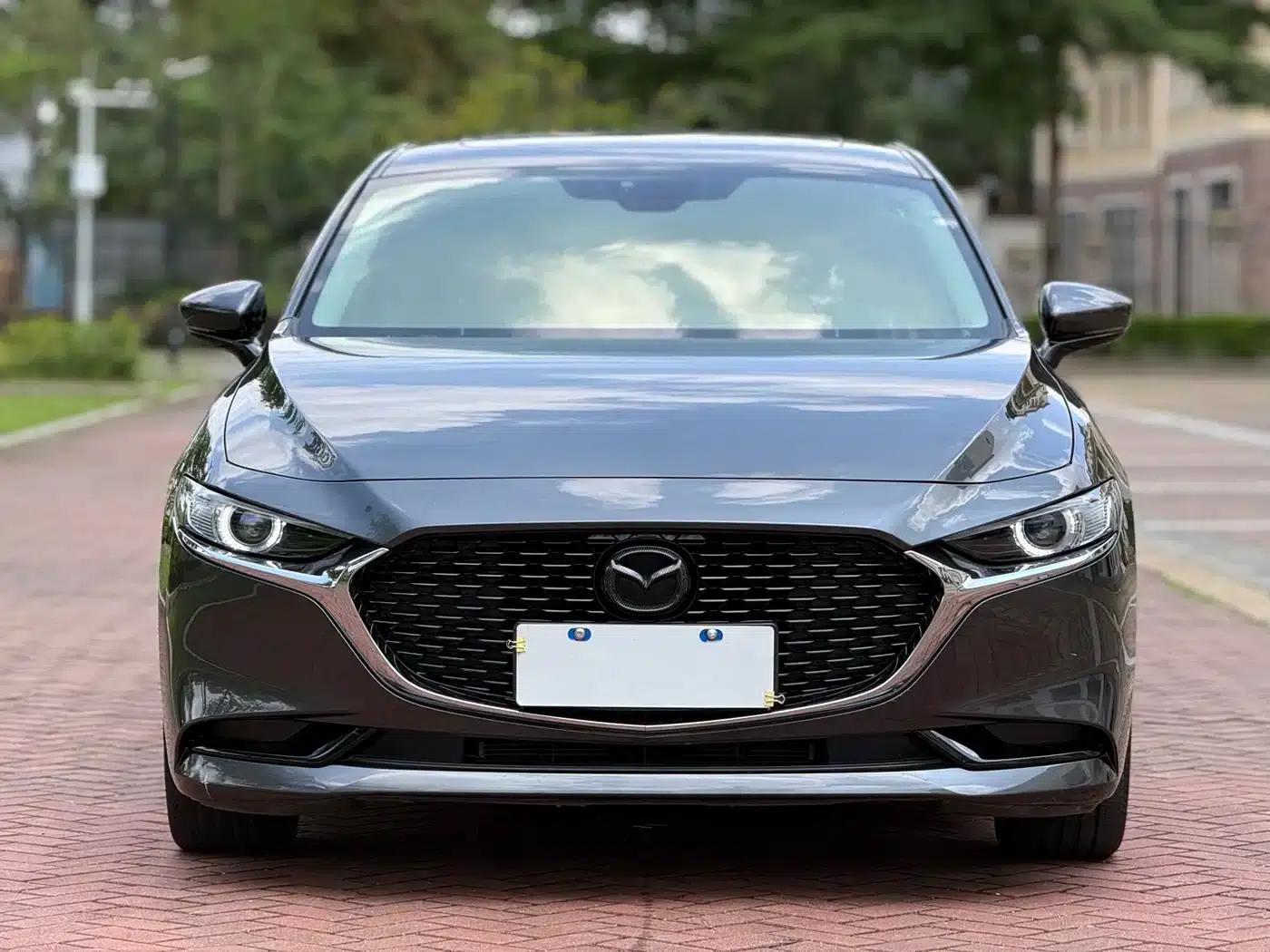 Mazda3 Axela 2021 2.0L Automatic Premium Edition — миниатюра 2