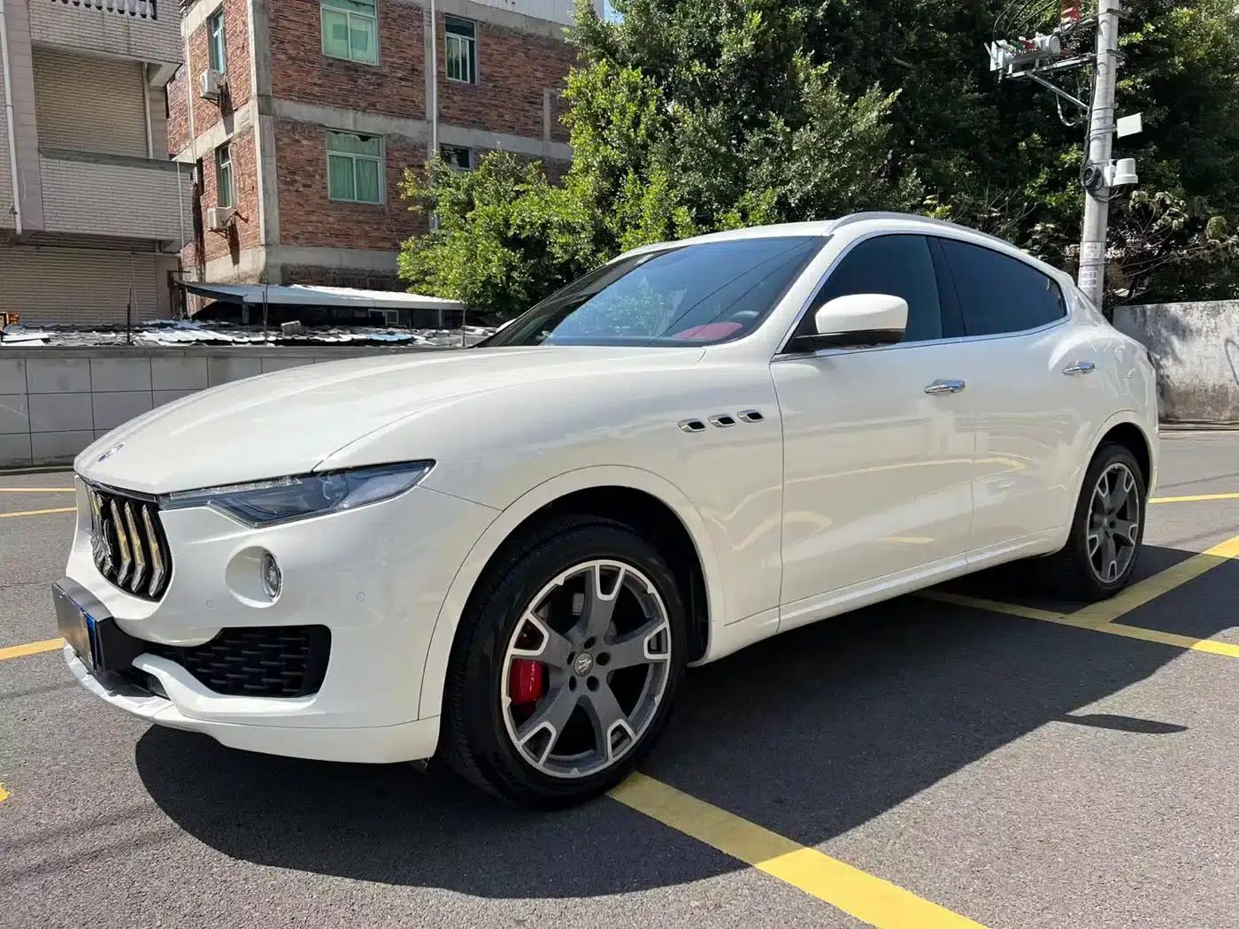 2016 Levante 3.0T Standard Edition — миниатюра 1