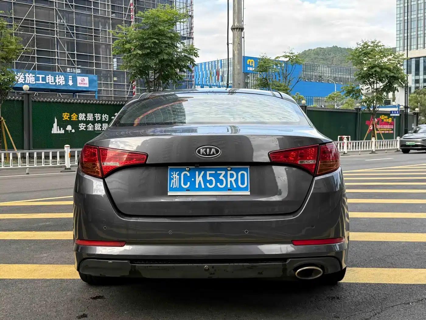 Kia K5 2012 2.0L Automatic DLX Special Edition — миниатюра 5